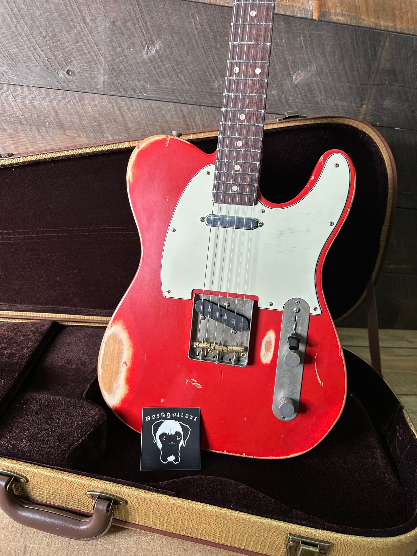 Nash T-63 Alder Body Heavy Aged - Dakota Red NG-6145