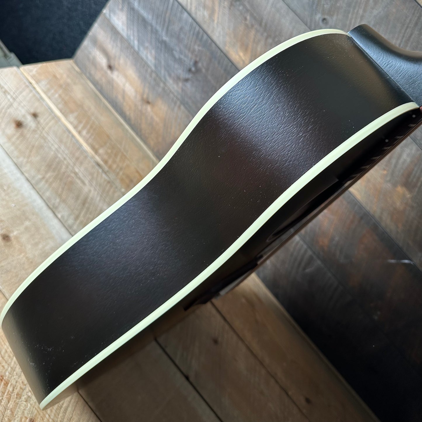 Gibson J-45 Special - Satin Vintage Sunburst 23015095