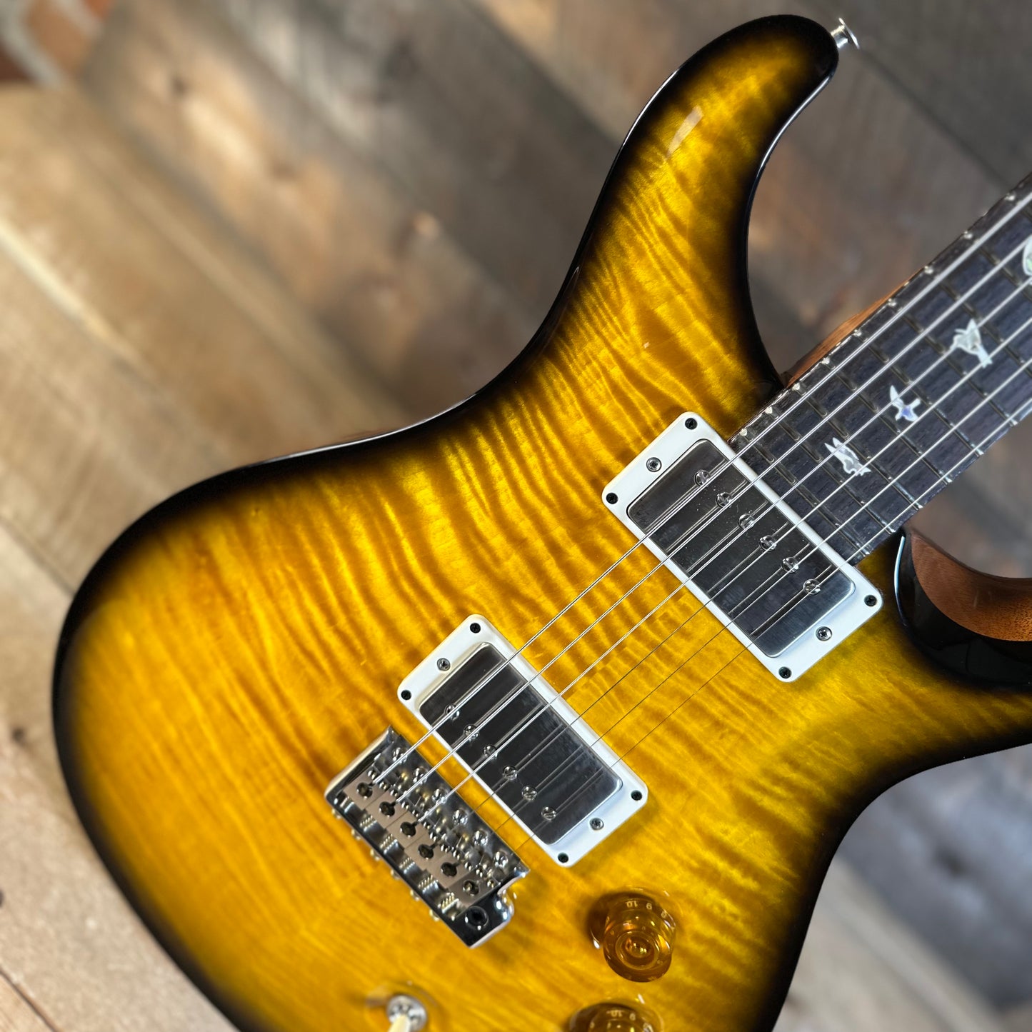 *PRS Roadshow Guitar* PRS DGT  (David Grissom Trem) W/Birds Custom Color - Livingston Lemondrop W/Black Microburst & Natural Back 417404