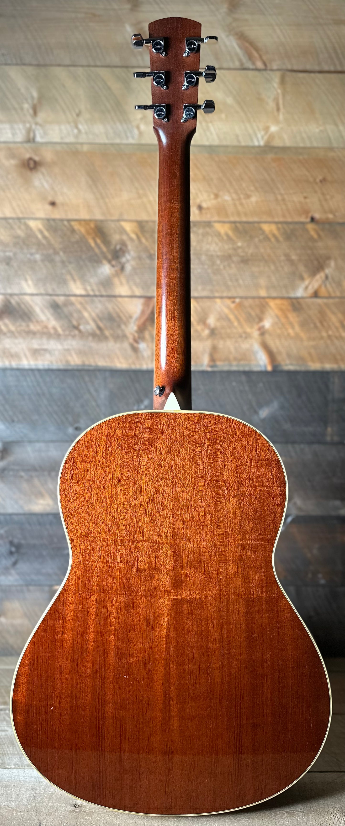 Used 2005 Larrivee L-05 Acoustic - Natural W/OHSC