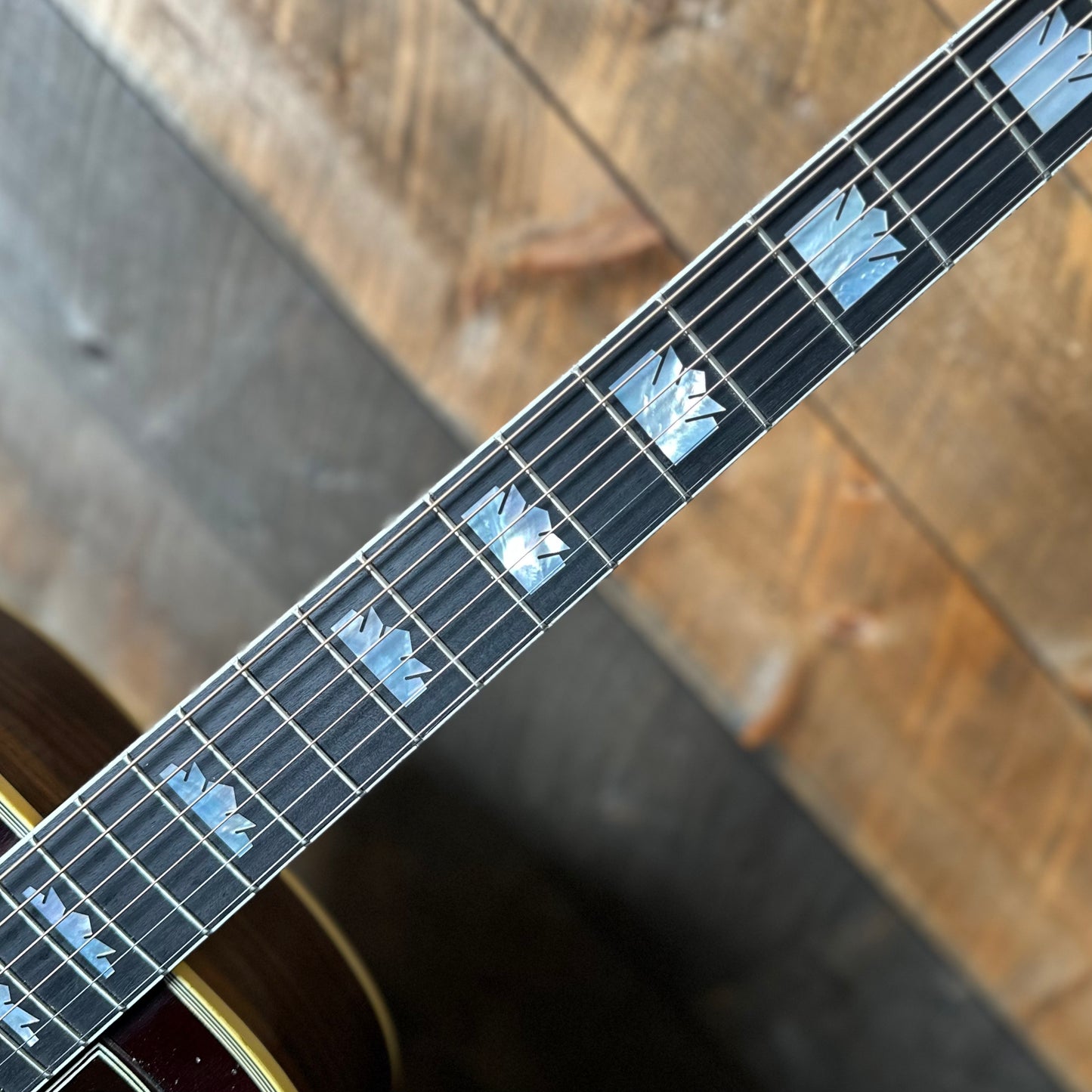 Gibson Custom Shop Pre-War SJ-200 Rosewood, Murphy Lab Light Aged - Faded Vintage Sunburst 22295003