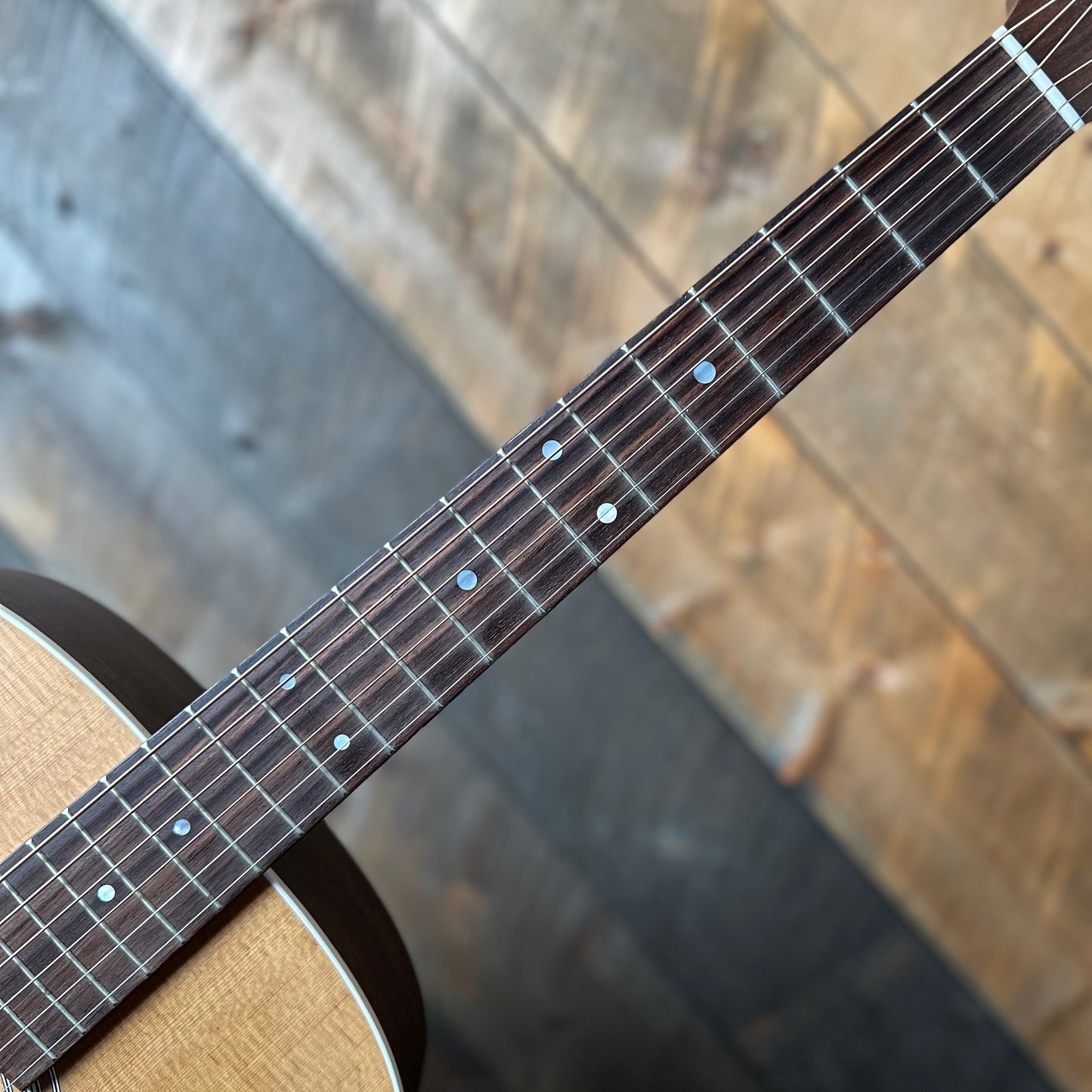 Used 2006 Martin Custom Rosewood Solid Wood Sides & Back Dreadnaught Acoustic - Natural W/HSC