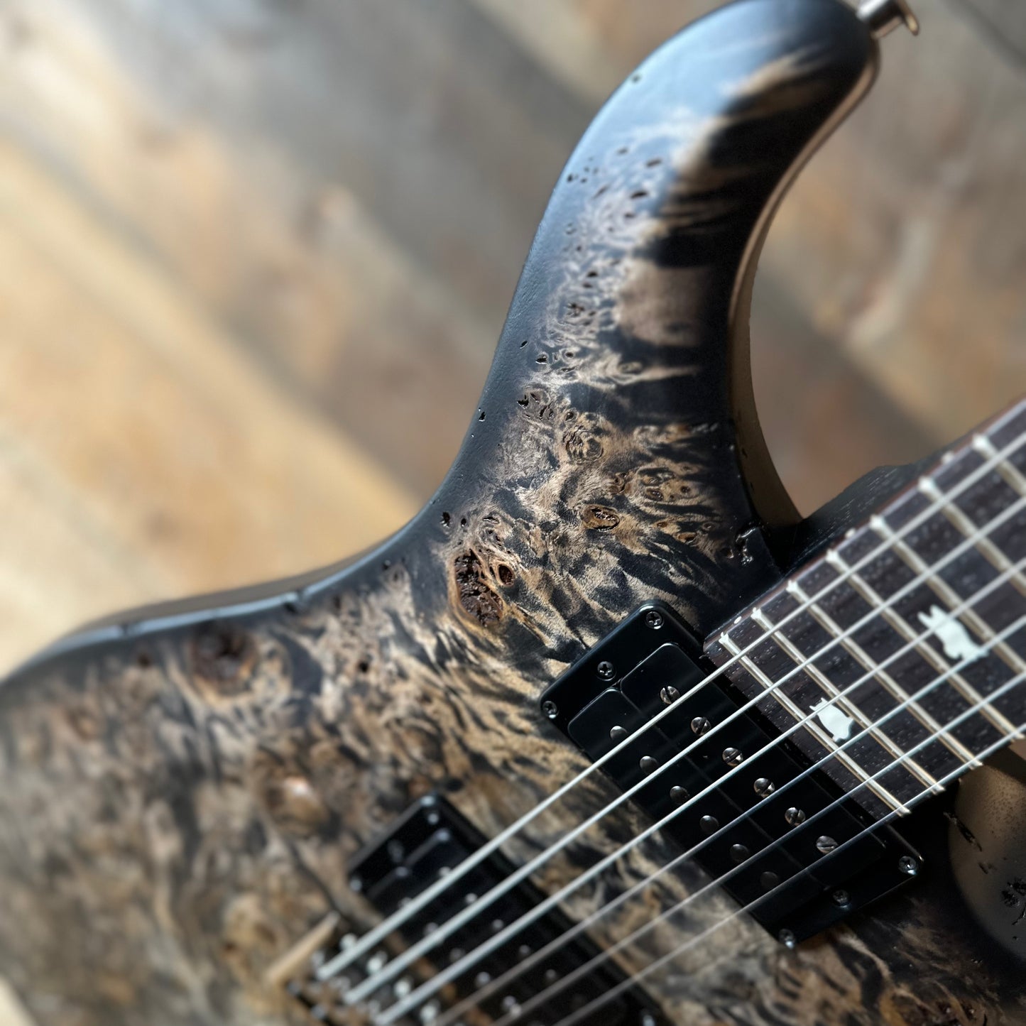 PRS Limited Edition Wood Library Select S2 Custom 24 Poplar Burl Top - Charcoal Burst S2089071
