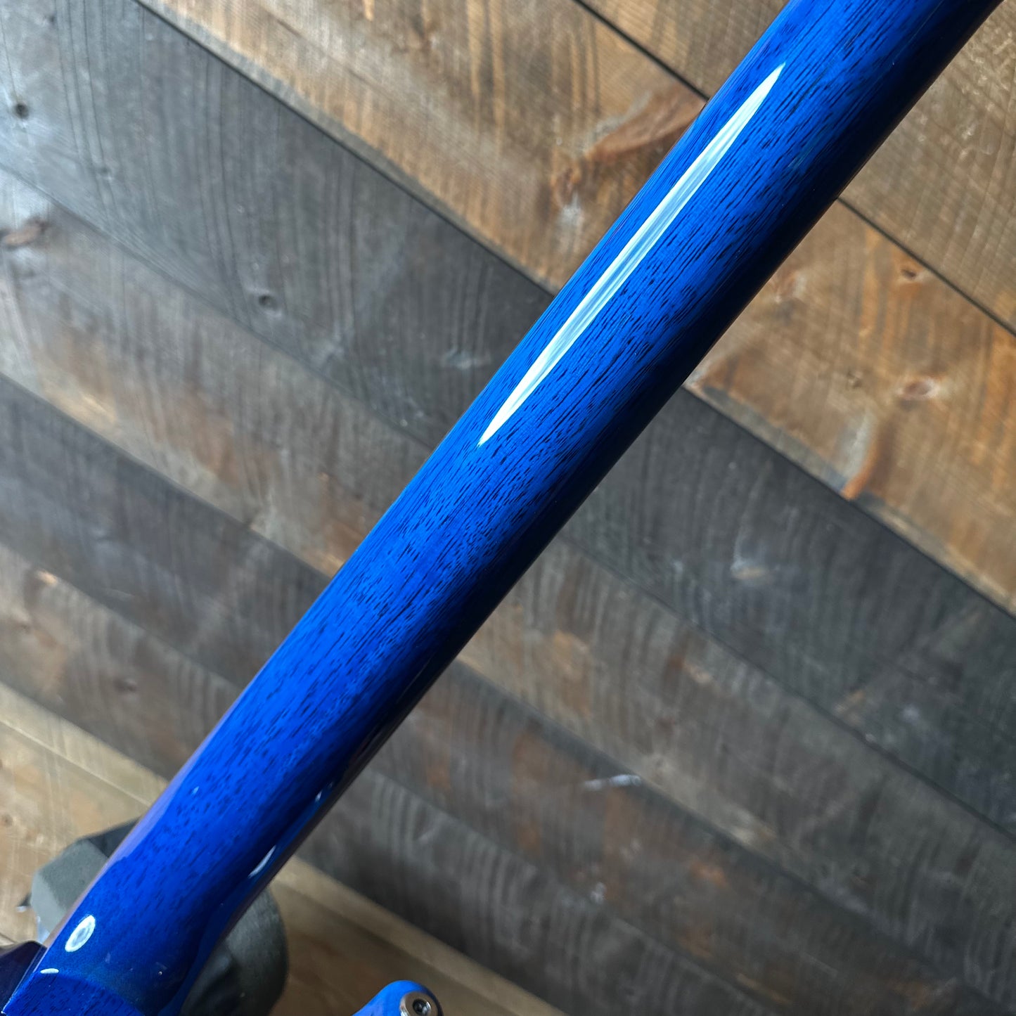 PRS Wood Library Custom 24, 10 Top Brazilian Rosewood Fretboard 58/15lt Korina Back - Bonnie Pink with Blue Wrap Micro Burst!! 411451n