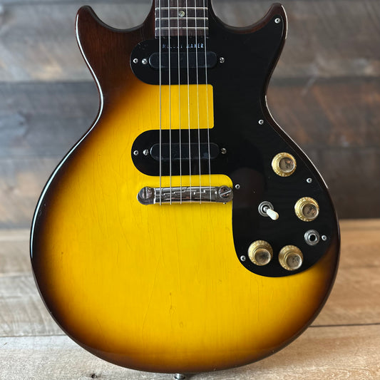 Vintage 1964 Gibson Melody Maker D - Sunburst