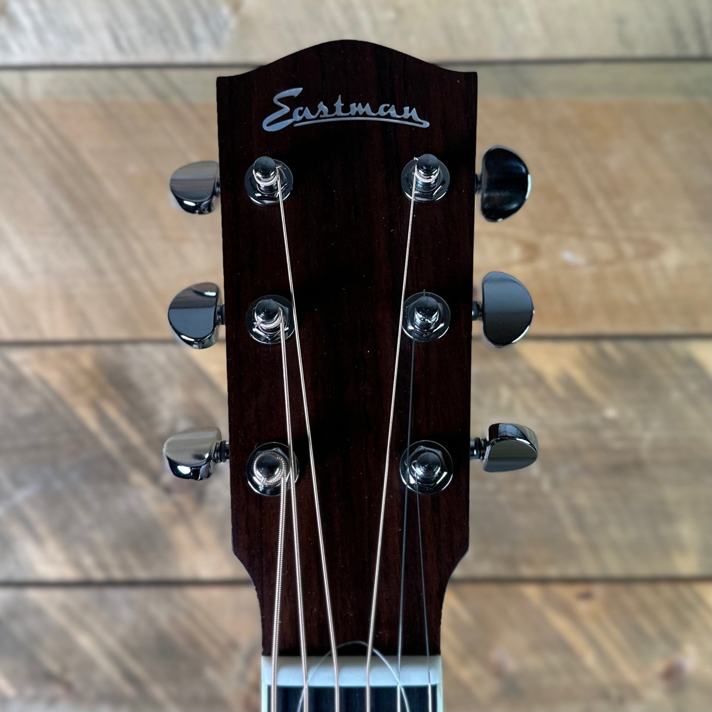 Eastman AC422CE Grand Auditorium Acoustic - Natural