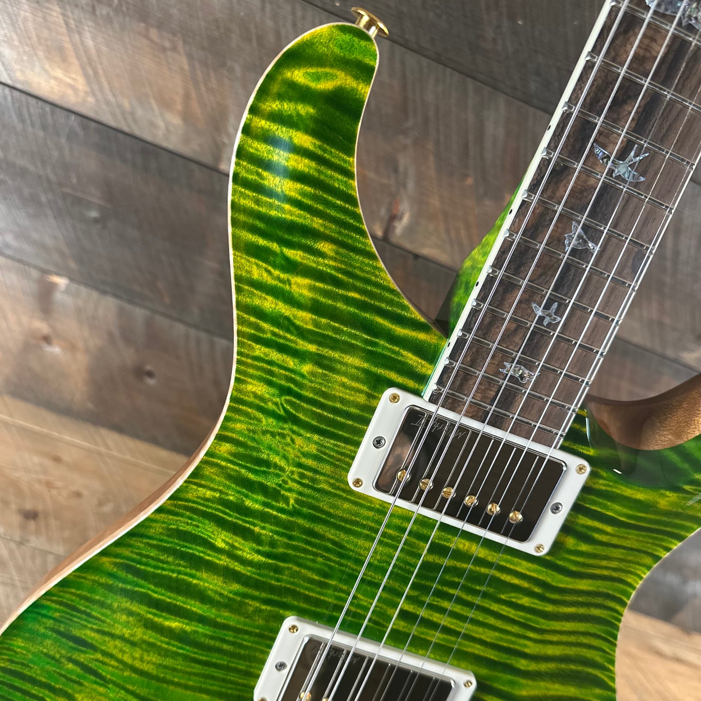 PRS Wood Library McCarty Tremolo w/ Dual Mini Toggles Flame Maple 10-top Ziricote FB - Emerald (Natural Back) 431243