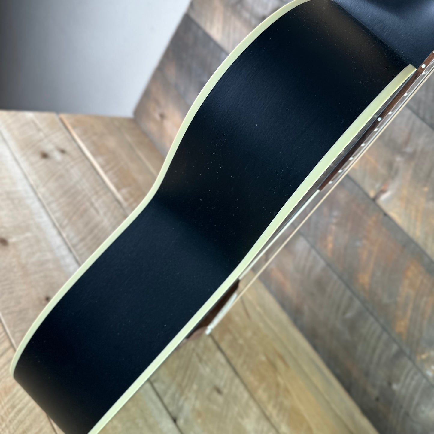 Gibson L-00 Century 12-Fret Acoustic - Ebony 23575002