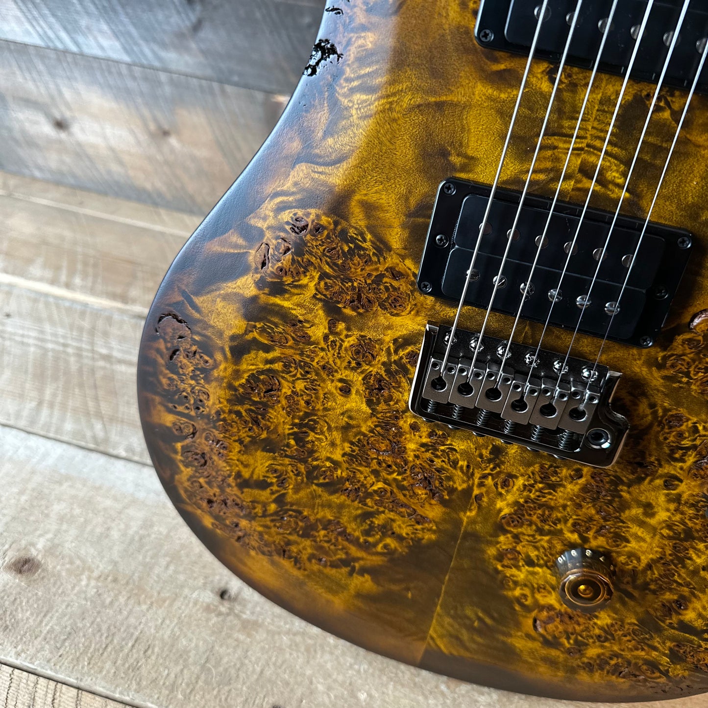 PRS Limited Edition Wood Library Select S2 Custom 24-08 Poplar Burl Top - Black Gold Burst  S2089070