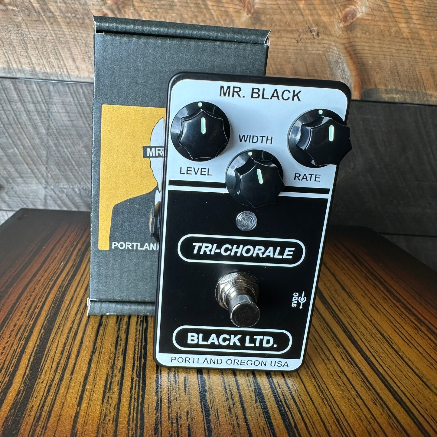 MR. Black LTD.Tri-Chorale Chorus Pedal
