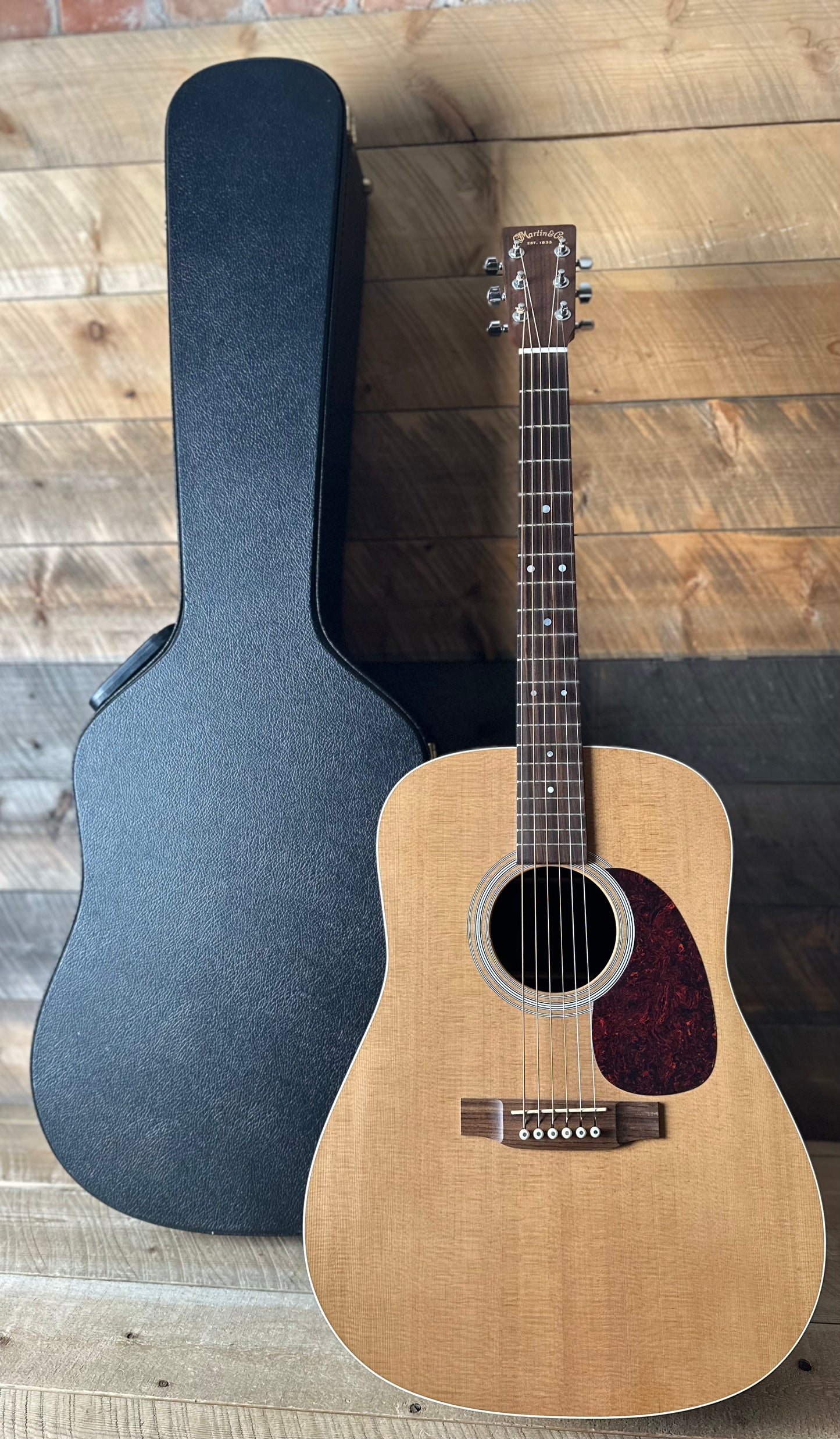 Used 2006 Martin Custom Rosewood Solid Wood Sides & Back Dreadnaught Acoustic - Natural W/HSC