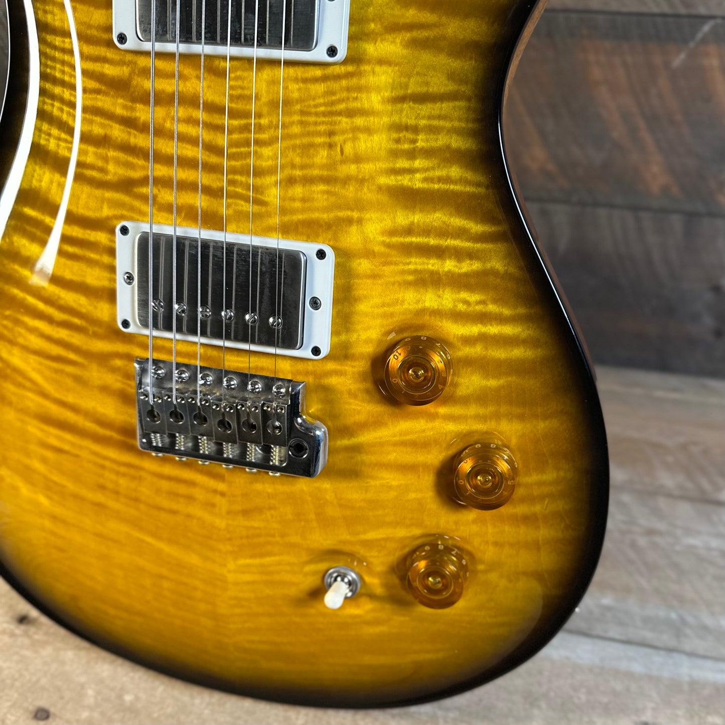 *PRS Roadshow Guitar* PRS DGT  (David Grissom Trem) W/Birds Custom Color - Livingston Lemondrop W/Black Microburst & Natural Back 417404