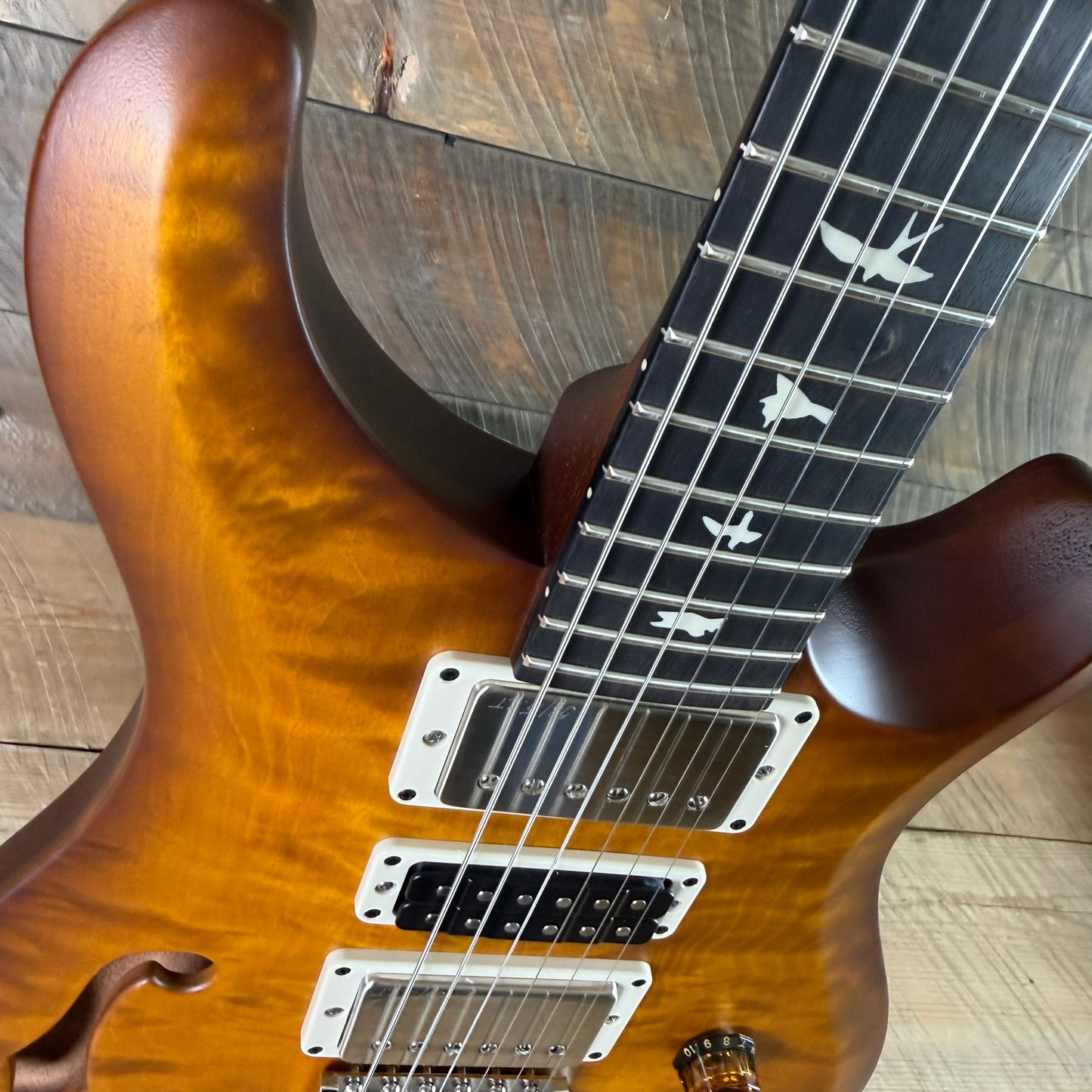 PRS S2 Wood Library Special Semi-Hollow Quilted Top Ebony Fretboard Violin Amber Sunburst  S2088392