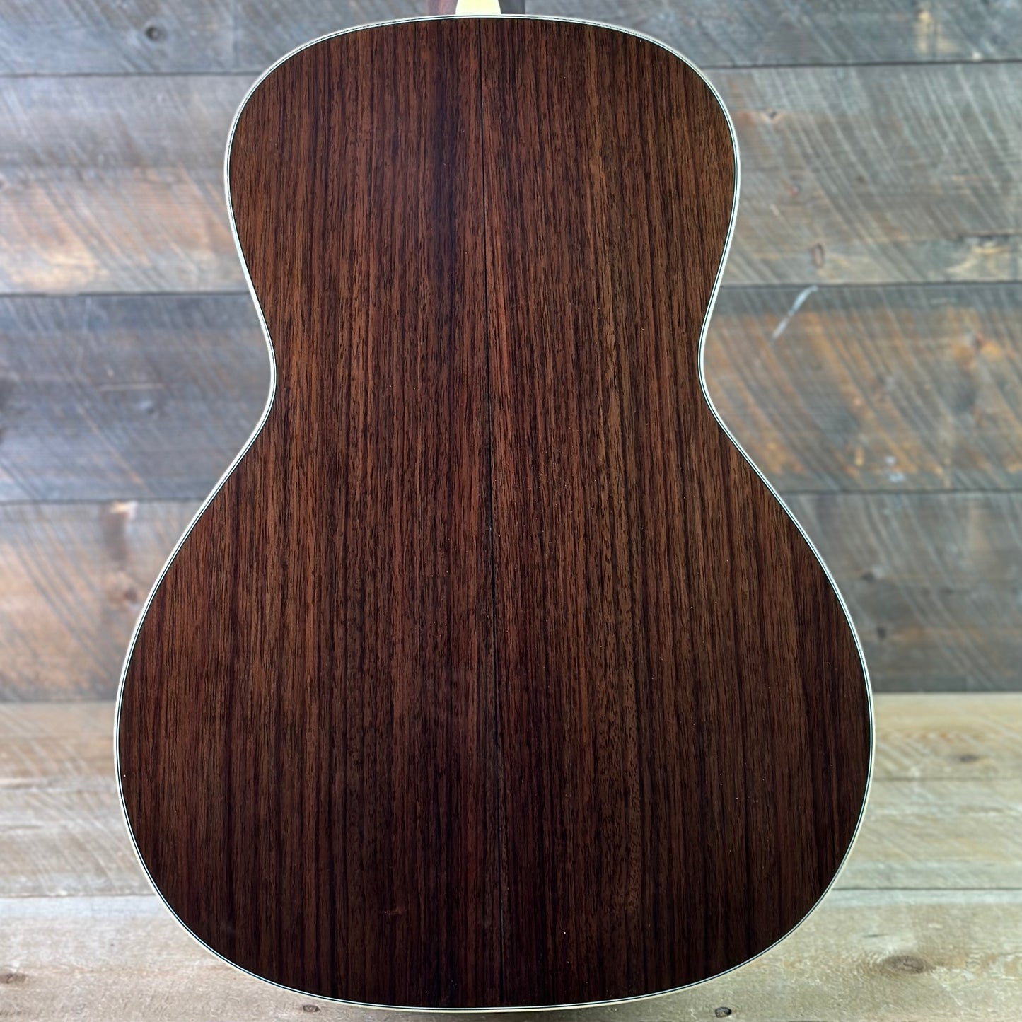 Eastman E20OOSS TC Solid Rosewood Sides & Back Thermo Cured Top Sunburst