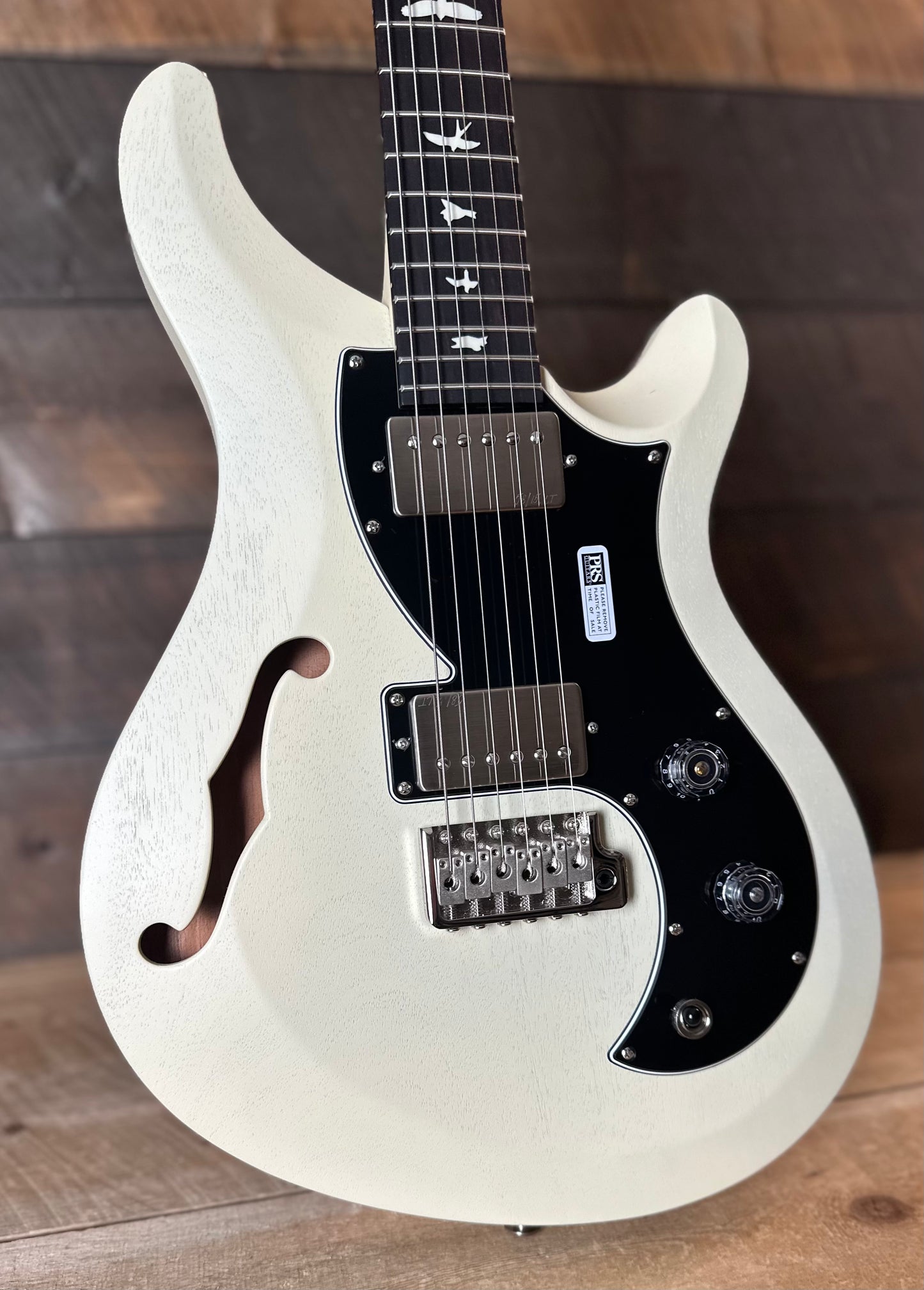 PRS S2 Vela Semi-Hollow HHT Quimper Edition – Antique White Satin Nitro USA Electric Guitar S2088697