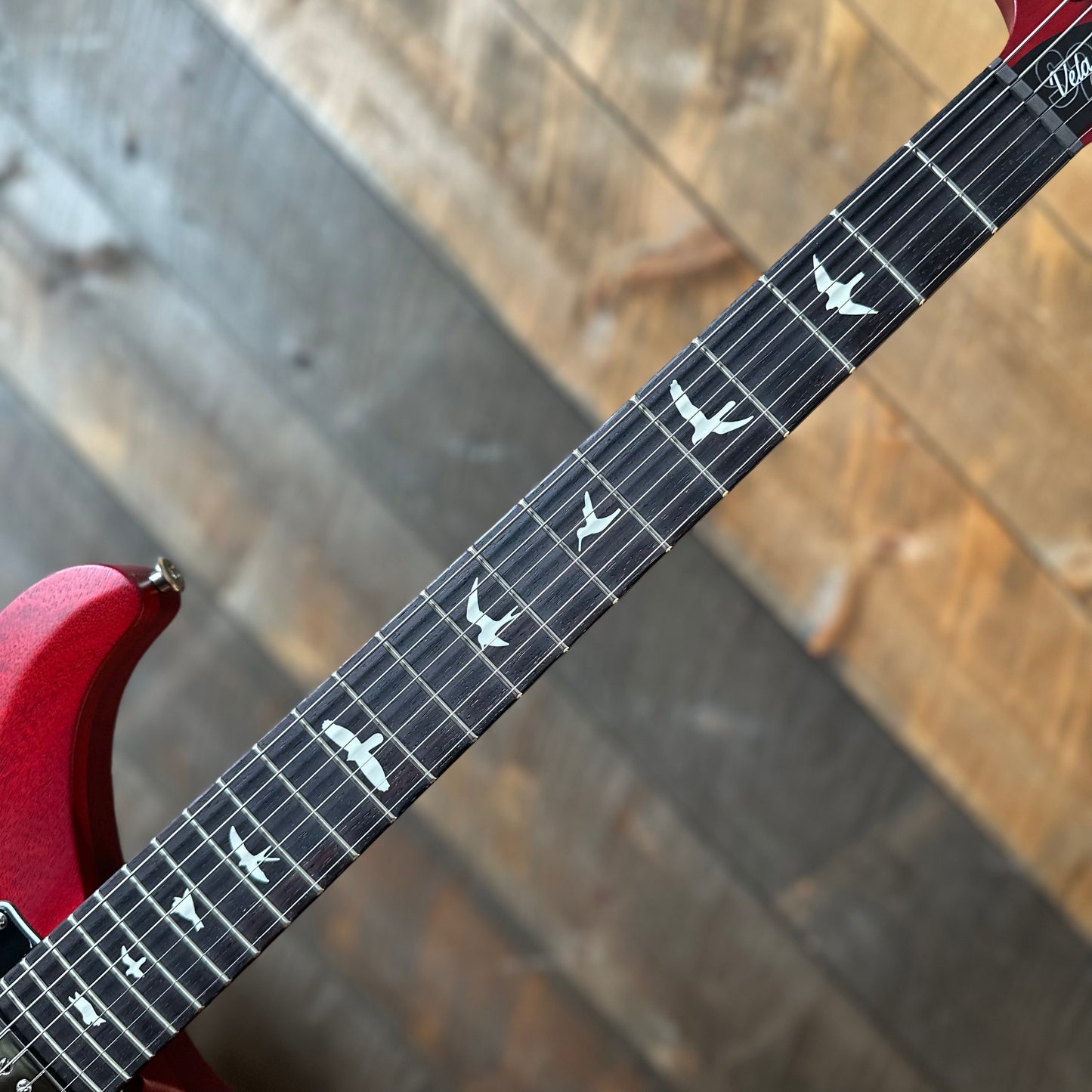 PRS S2 Vela Semi-Hollow HHT Quimper Edition – Vintage Cherry Satin Nitro USA Electric Guitar S2088841