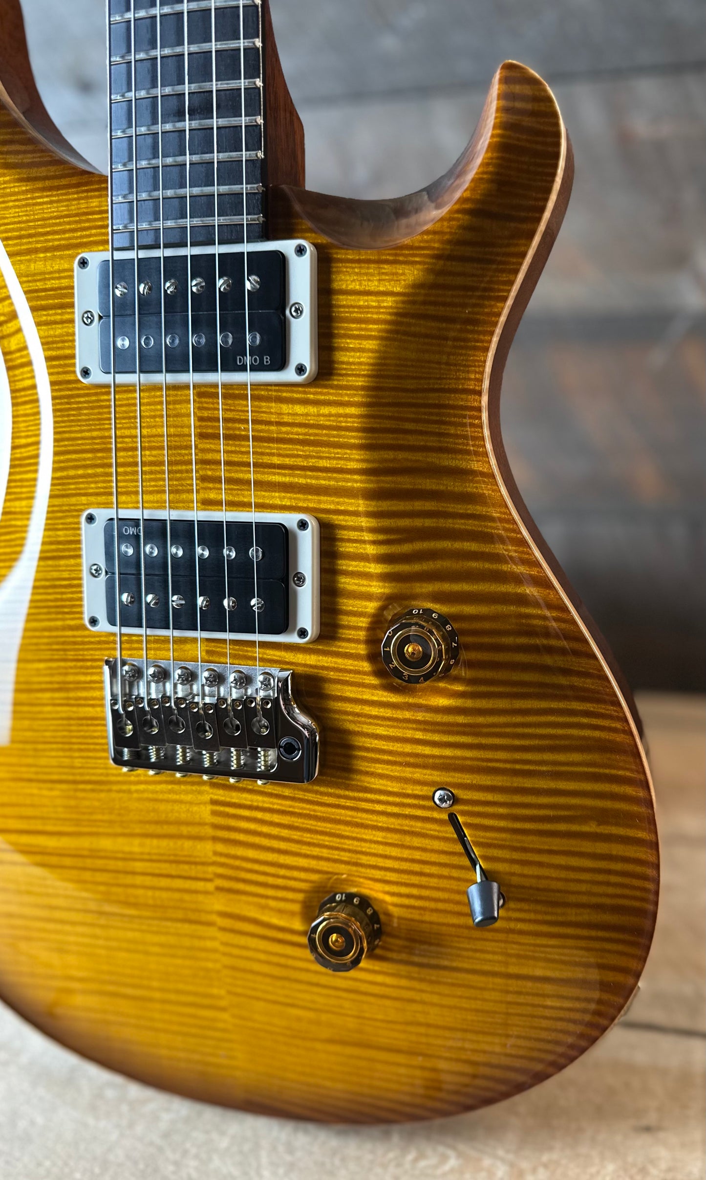 PRS Custom 24 "Birds of a Feather" Limited Edition - Honey Gold 430948