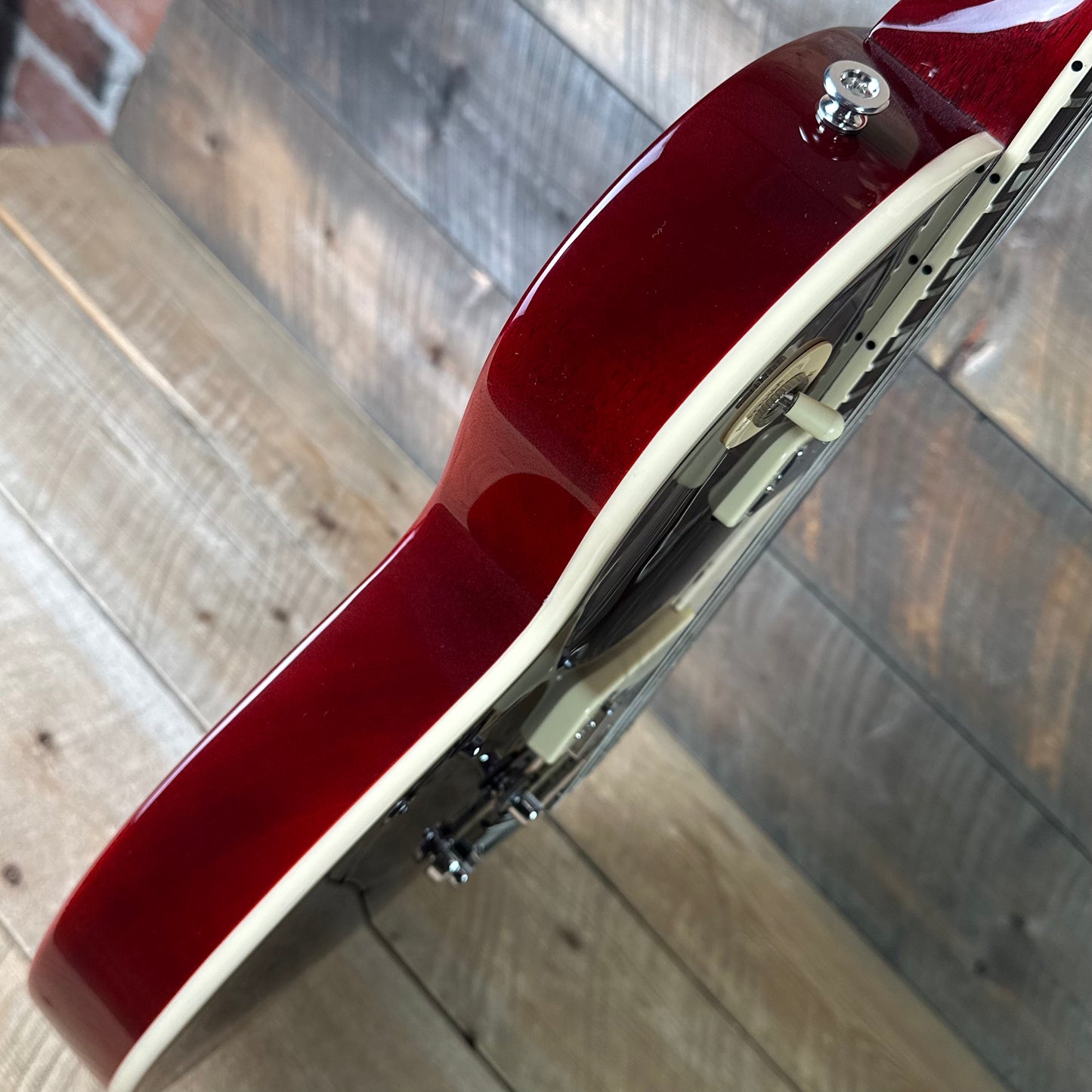 Gibson Les Paul 70s Deluxe - Wine Red 213550150