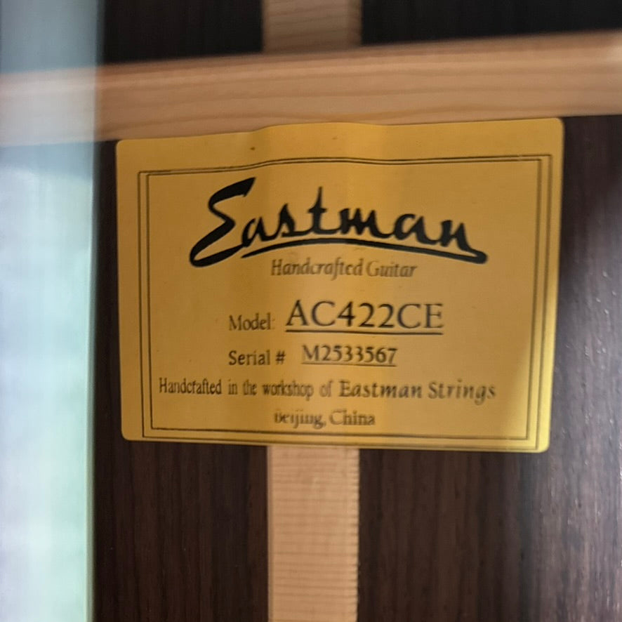Eastman AC422CE Grand Auditorium Acoustic - Natural