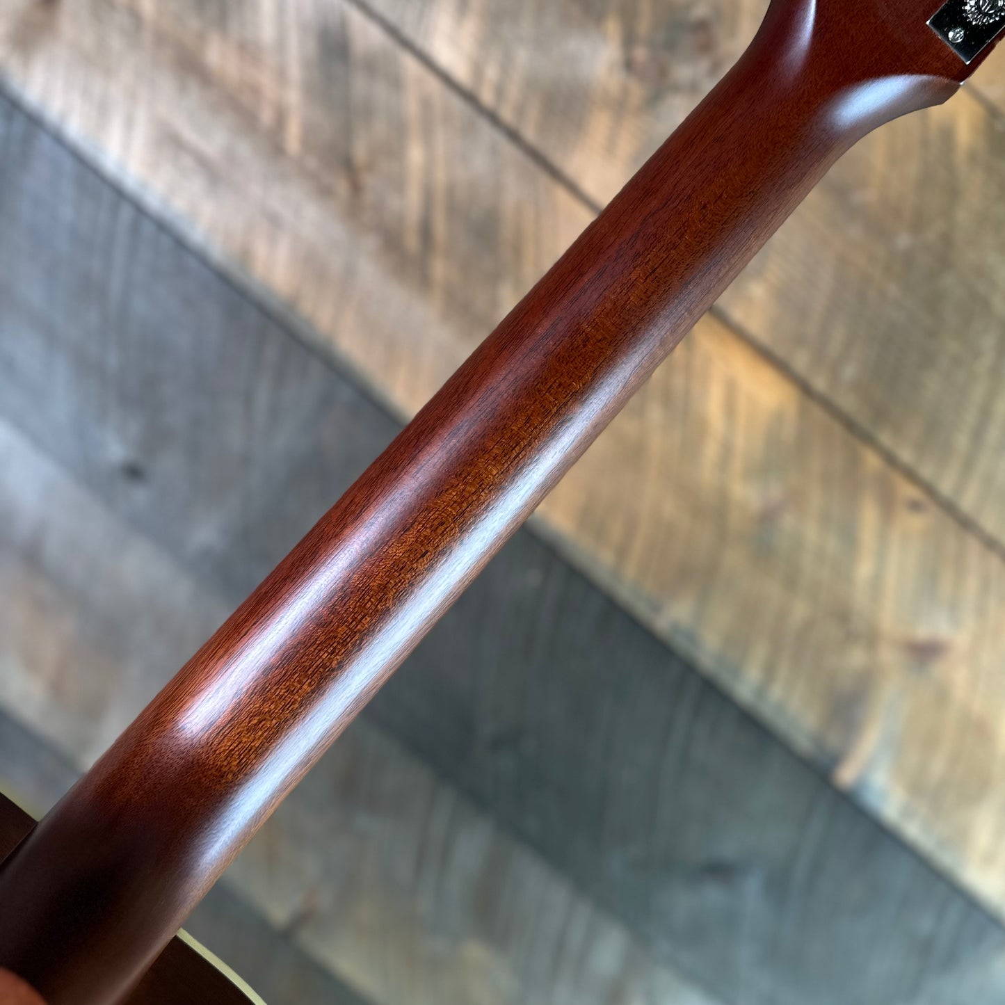 Gibson J-185 Century 12-Fret Acoustic - Vintage Amber 20206006