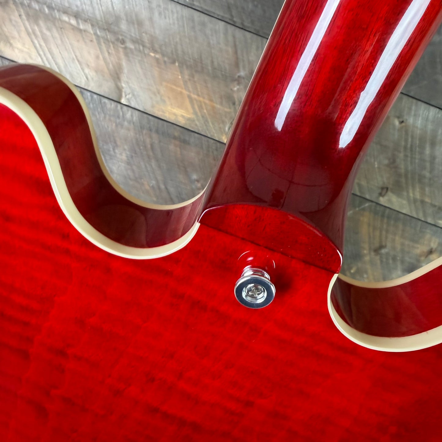 Gibson ES-335 Figured Semi Hollow Cherry 209960177