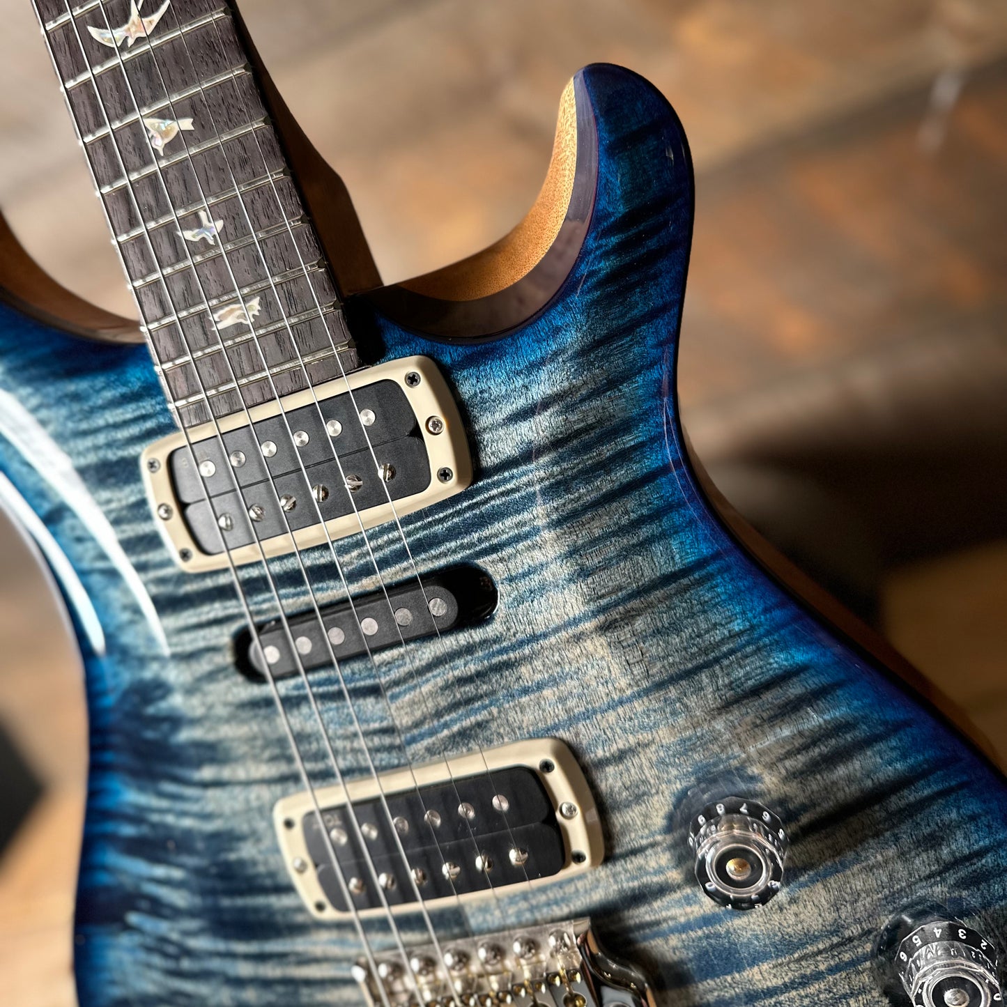 PRS Modern Eagle V Custom Color - Grey Blueburst 417812