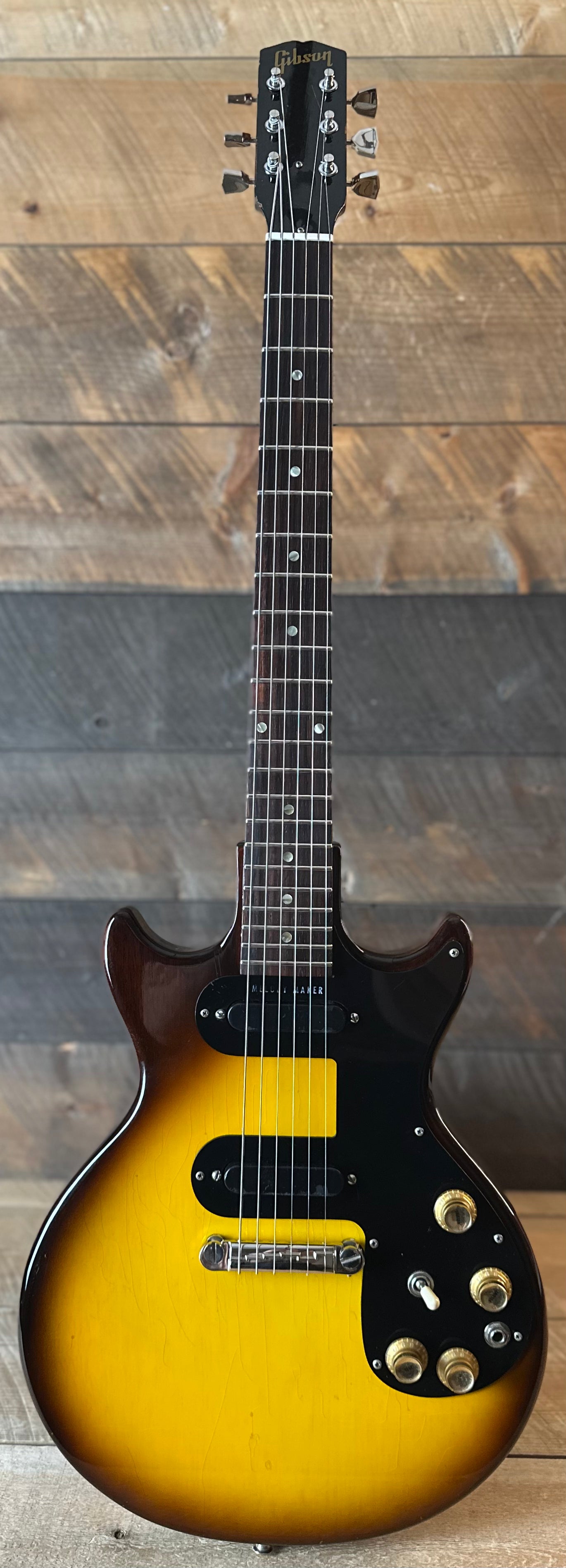 Vintage 1964 Gibson Melody Maker D - Sunburst