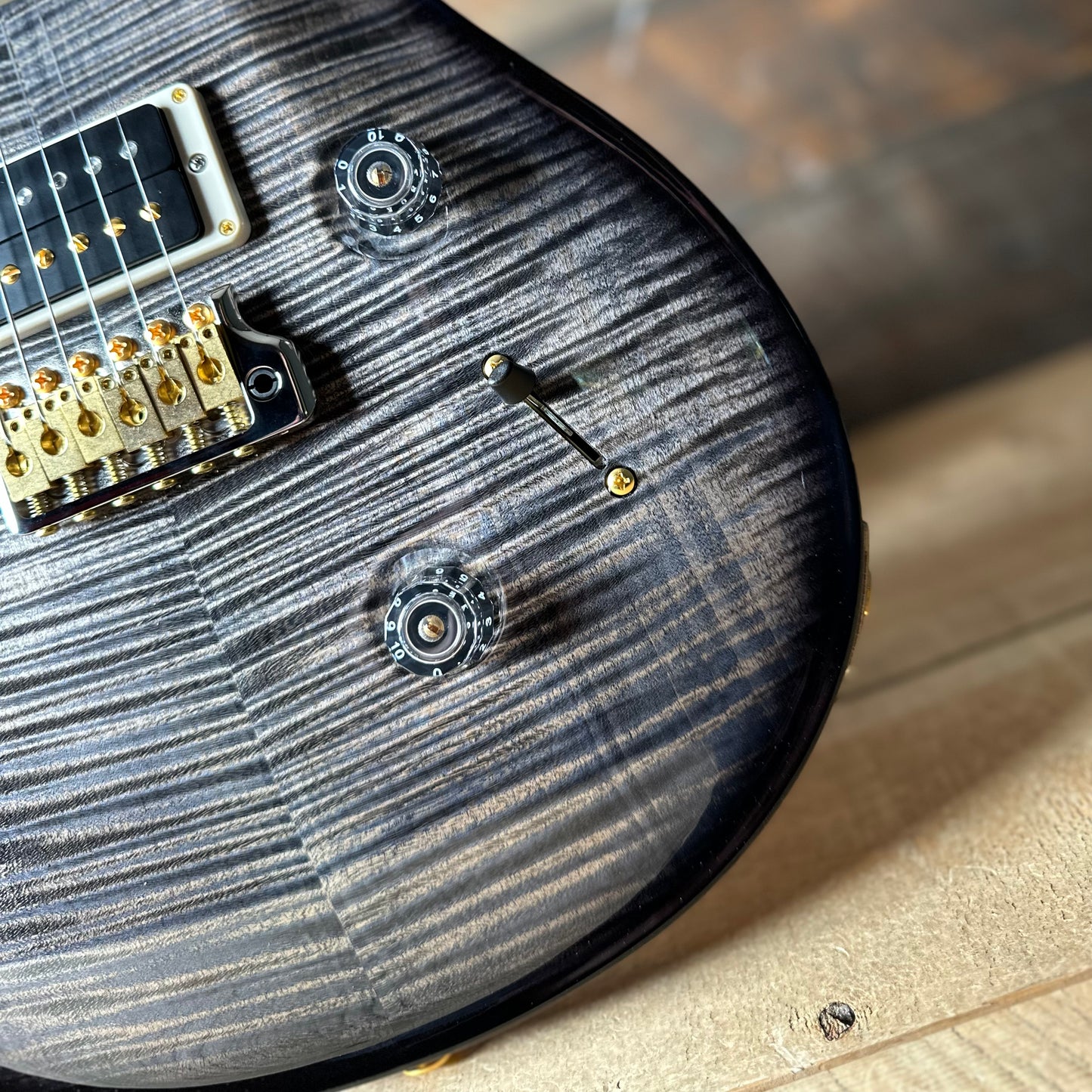 PRS Custom 24 Stunning Flamed Maple 10-Top! - Charcoal Burst 413529