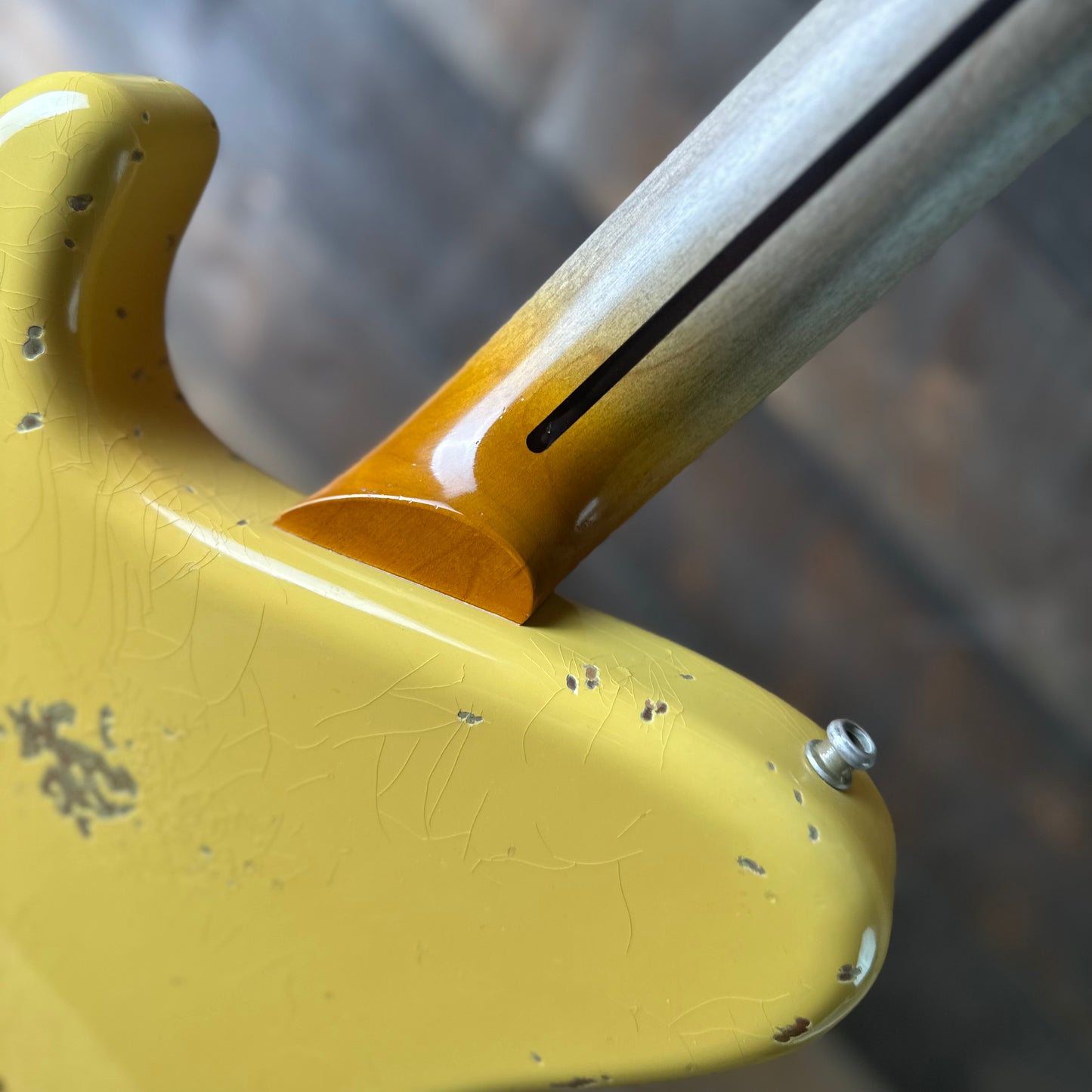 Tausch Guitars 665 Raw - Marshmallow Yellow 32603