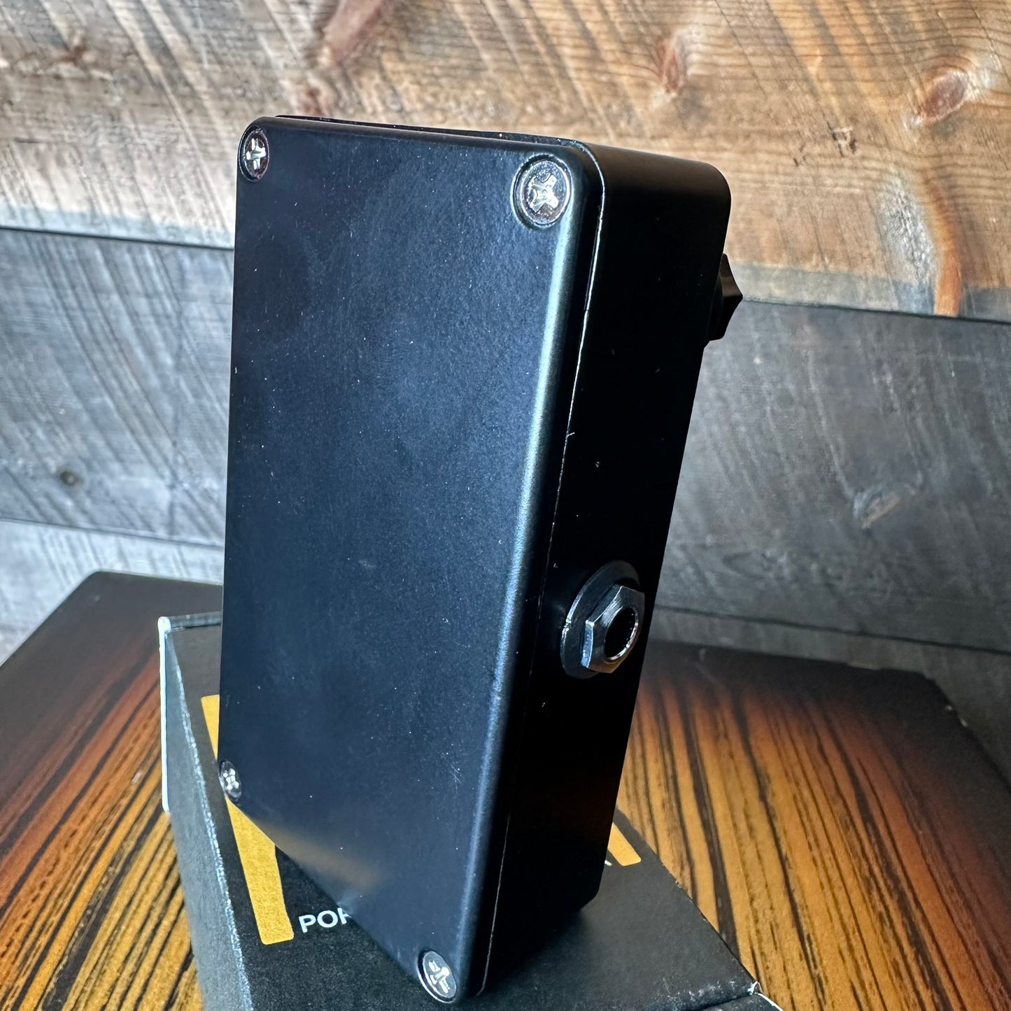 MR. Black LTD.Tri-Chorale Chorus Pedal