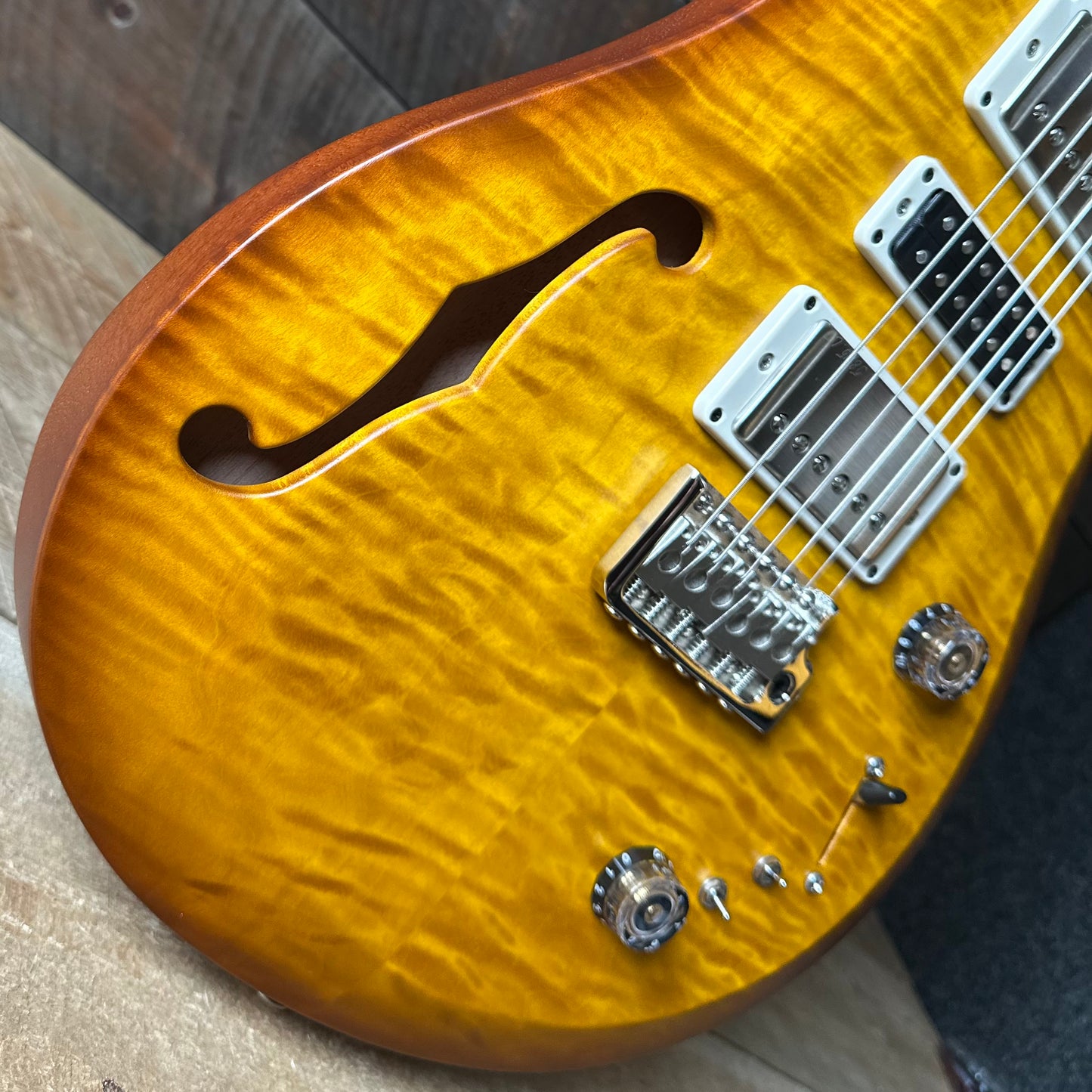 PRS S2 Wood Library Special Semi-Hollow Quilted Top - Satin Honey Gold Burst S2085513