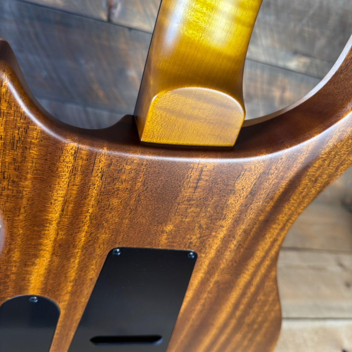 PRS Wood Library Custom 24 Fatback Semi-Hollow McCarty III Pickups Ebony Fretboard Satin Livingston Lemondrop Finish Stained Maple Neck 423673