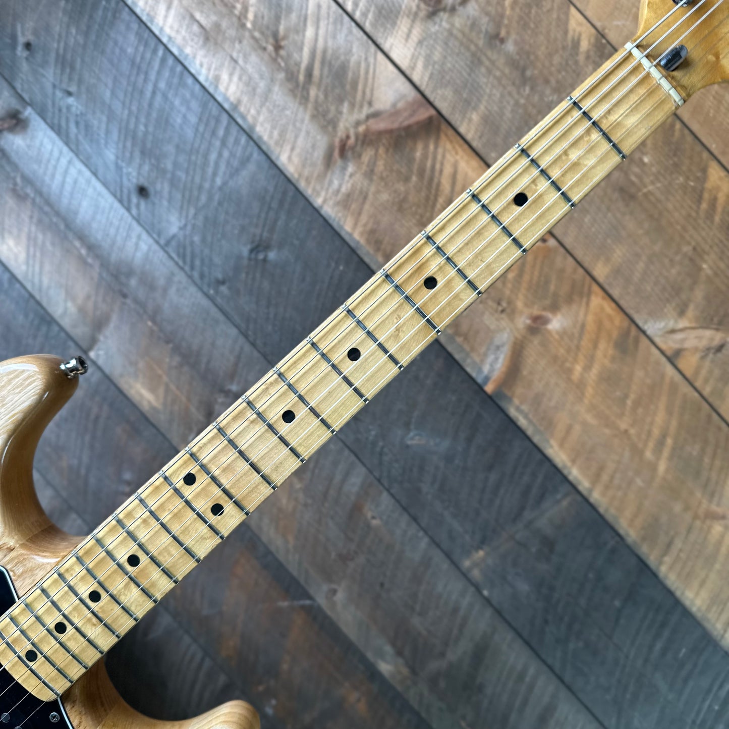 Vintage 1977 Fender Stratocaster Hardtail - Natural