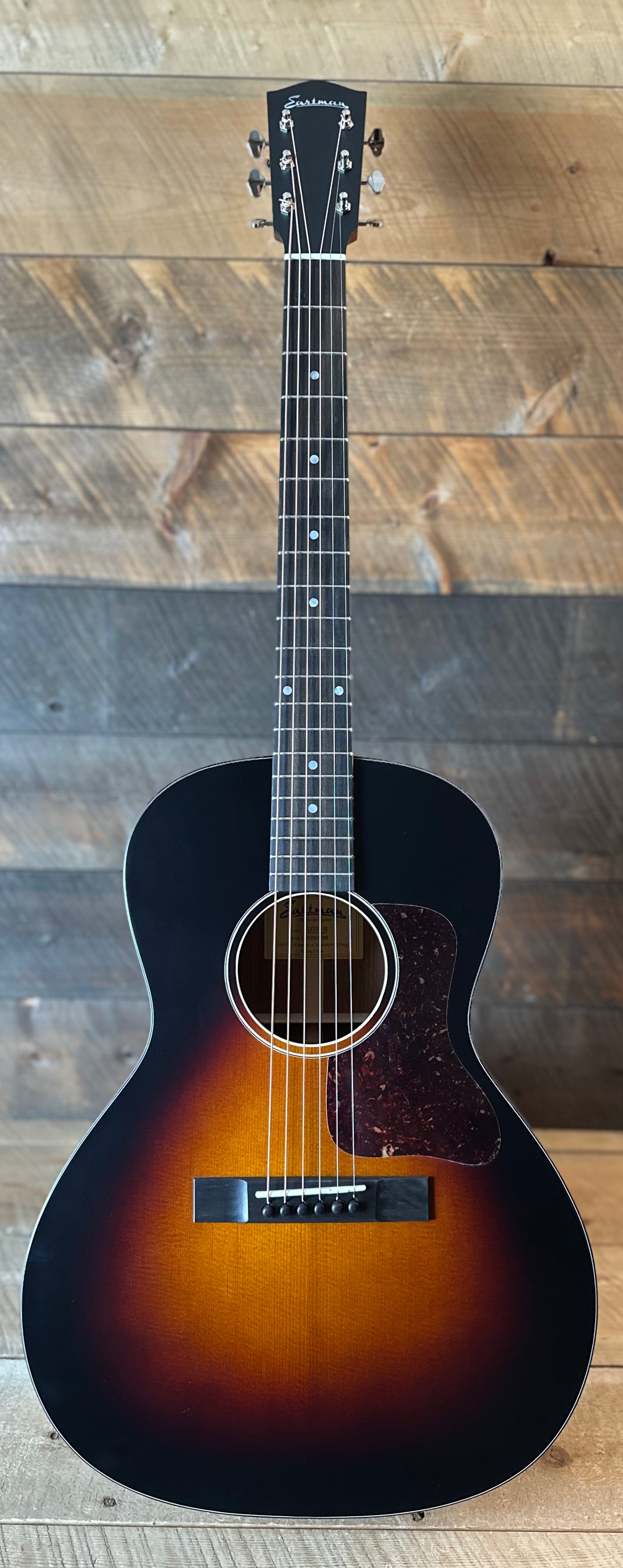 Eastman E1OOSS 00 Acoustic - Sunburst