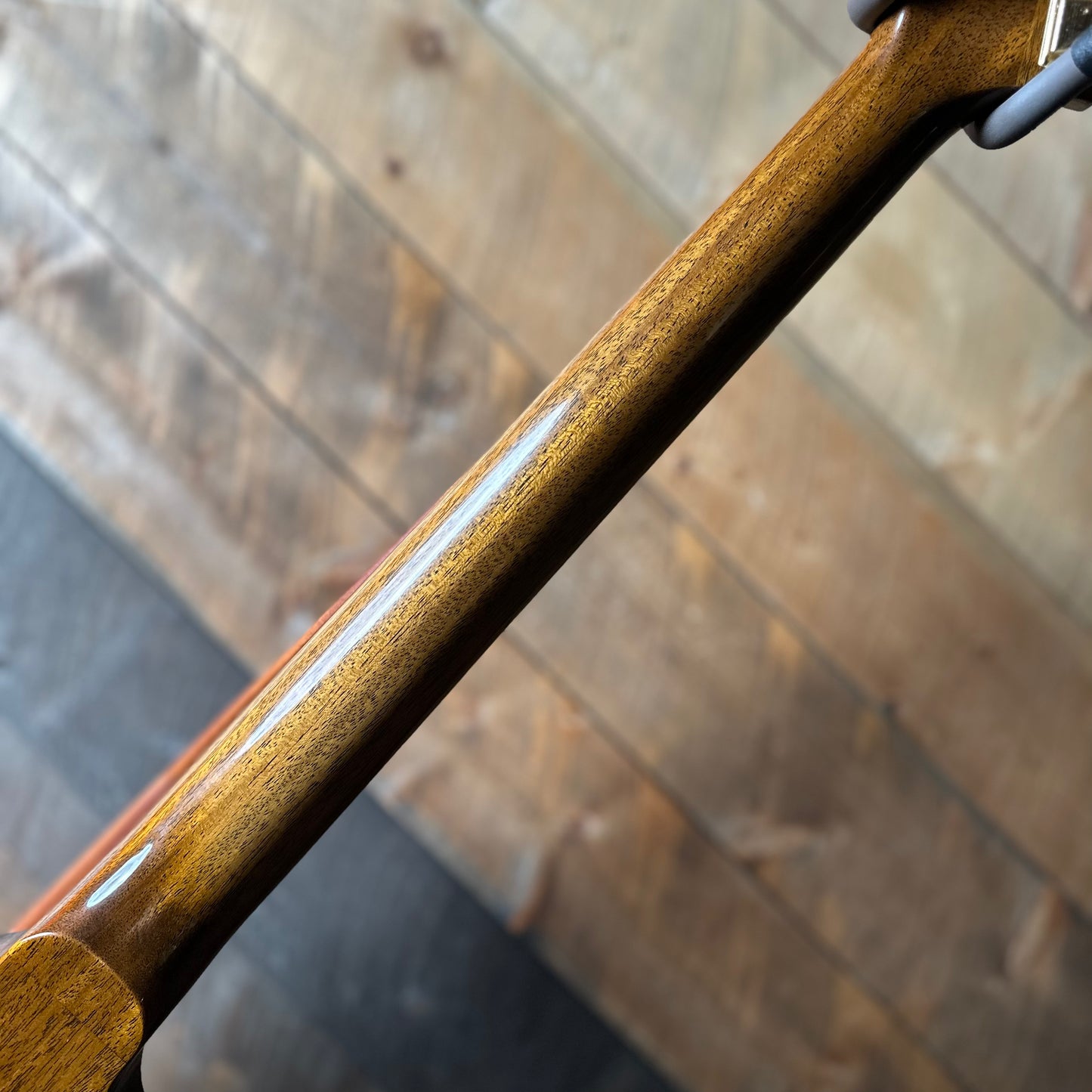 Gibson Custom 1958 Mahogany Explorer Reissue, VOS - Antique Natural 86041