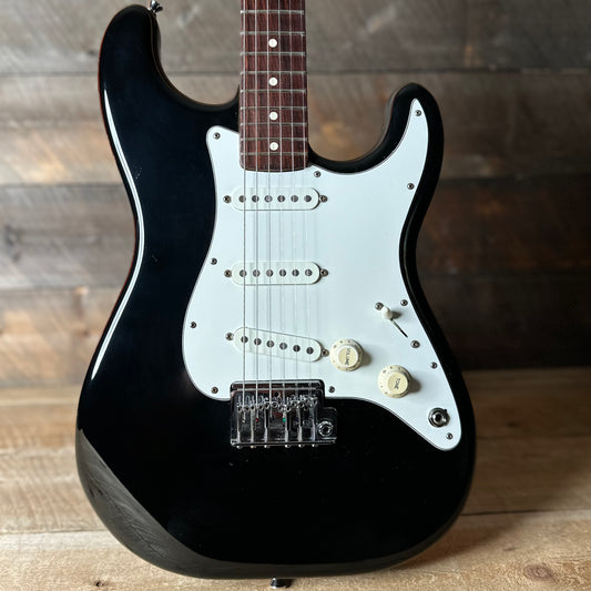 Vintage 1983 Fender Dan Smith Era Standard Stratocaster (2-Knob) with Rosewood Fretboard 7.8 LBS!- Black