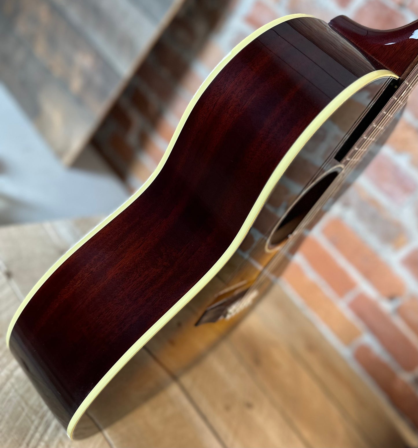 Gibson LG-2 50s Original Acoustic Guitar - Vintage Sunburst 21466024