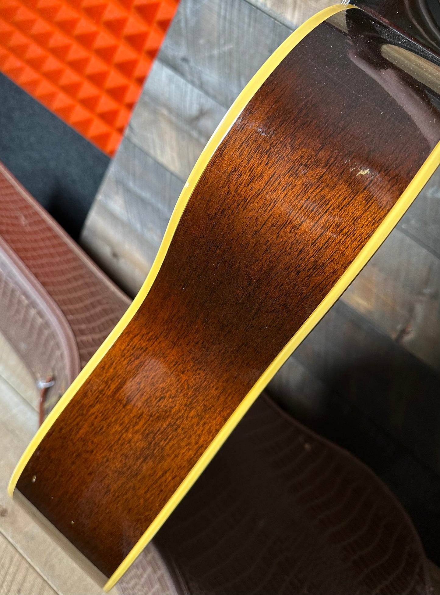 Vintage 1963 Gibson LG-1 - Sunburst W/Original CB Case ON HOLD