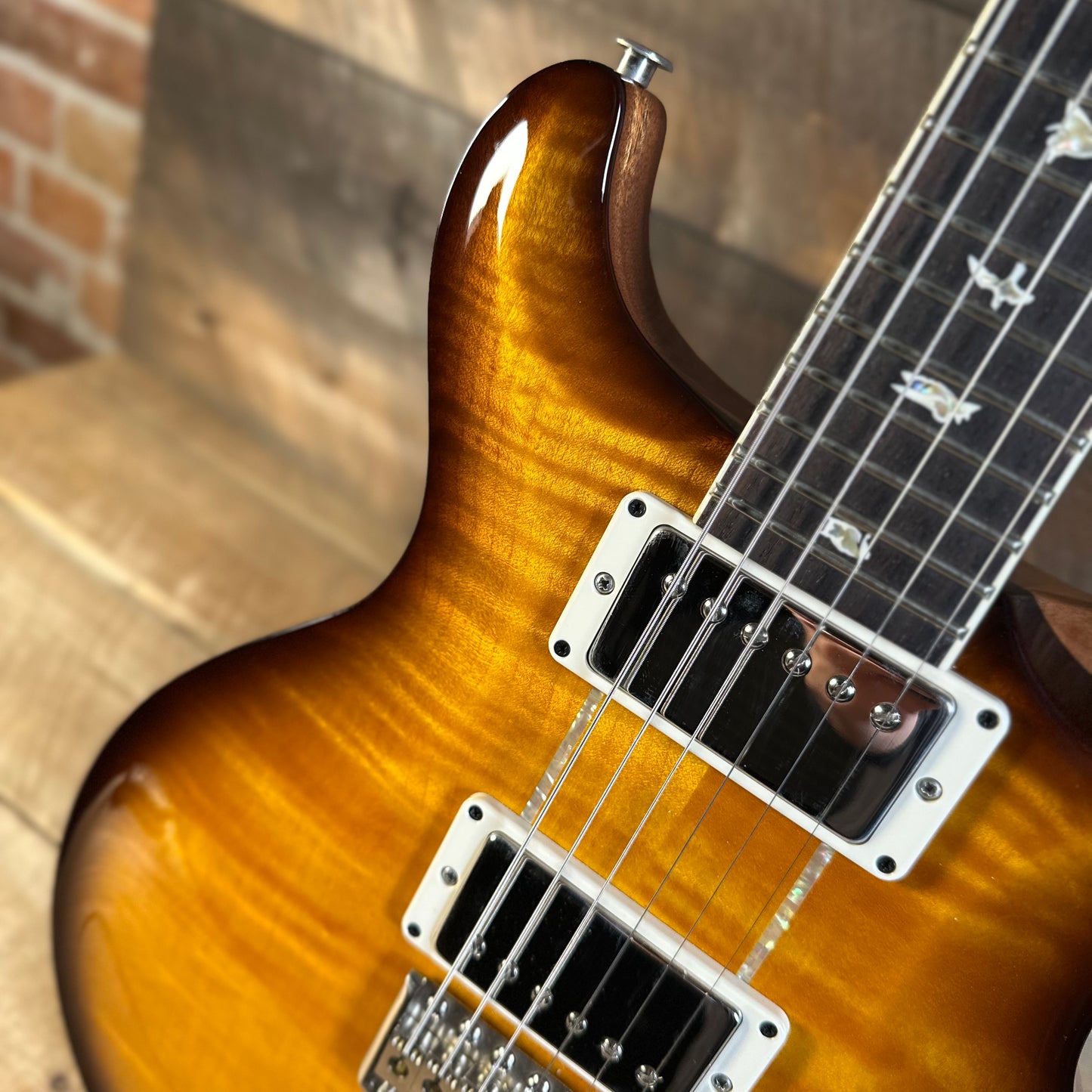 *PRS Roadshow Guitar* PRS Santana Retro Custom Color - McCarty Tobacco Burst W/Natural Back 421080