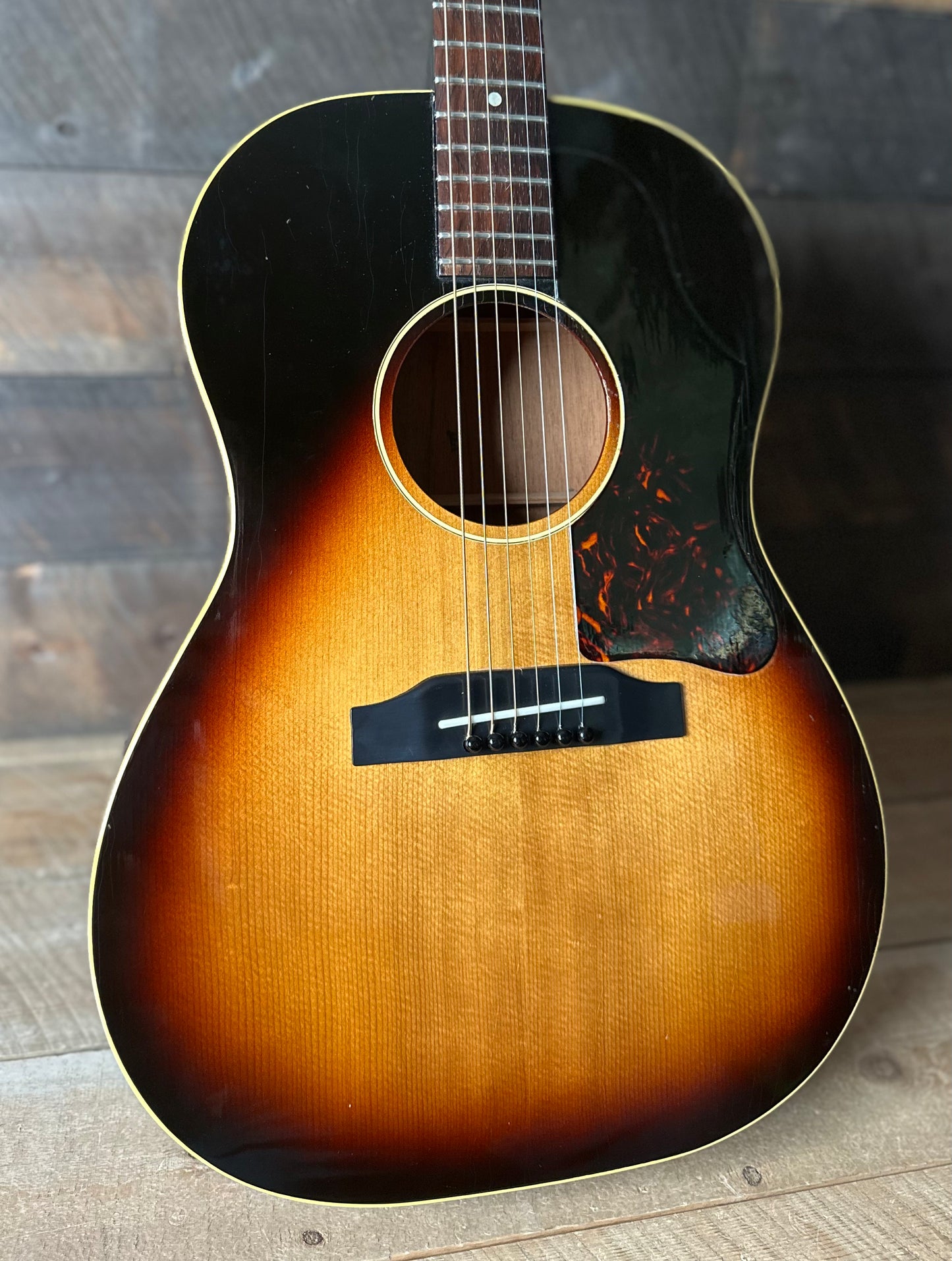 Vintage 1963 Gibson LG-1 - Sunburst W/Original CB Case ON HOLD