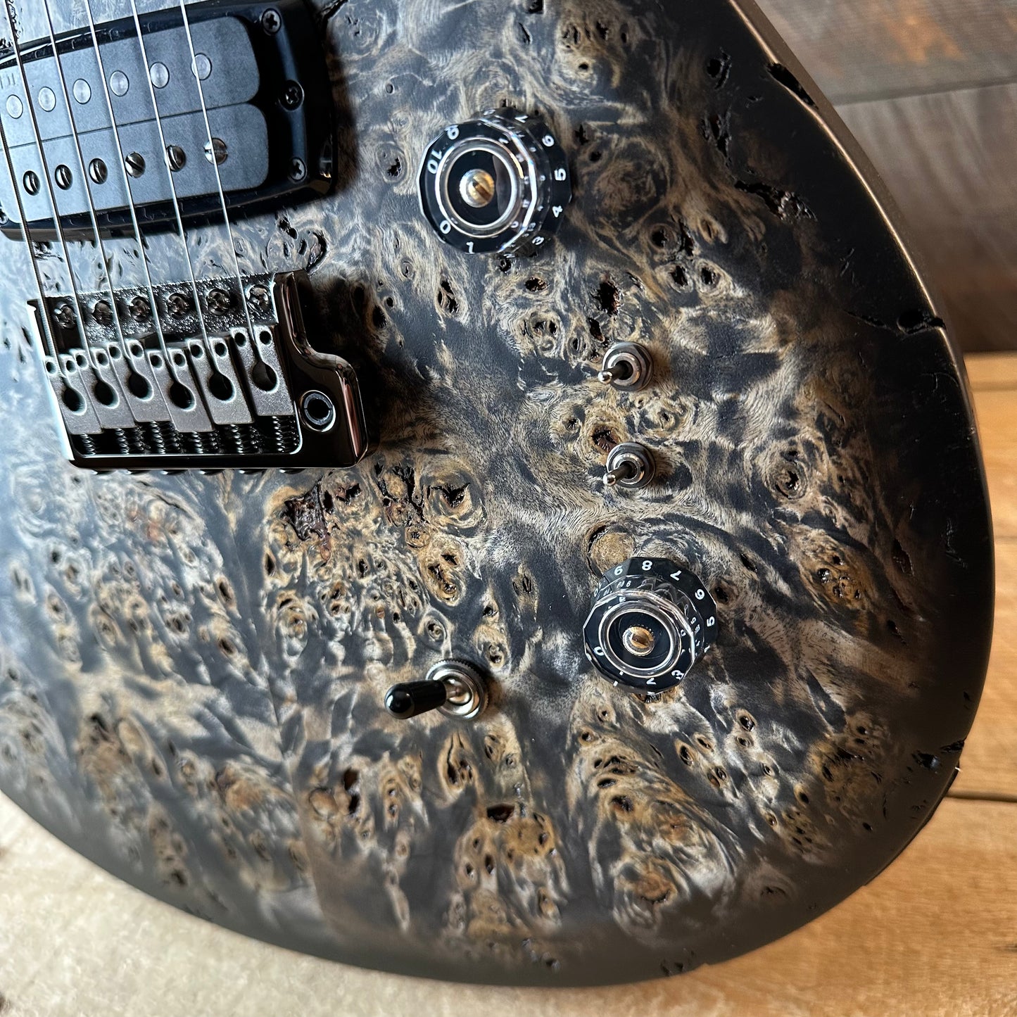 PRS Limited Wood Library Select S2 Custom 24-08 Poplar Burl Top - Charcoal Burst S2088766