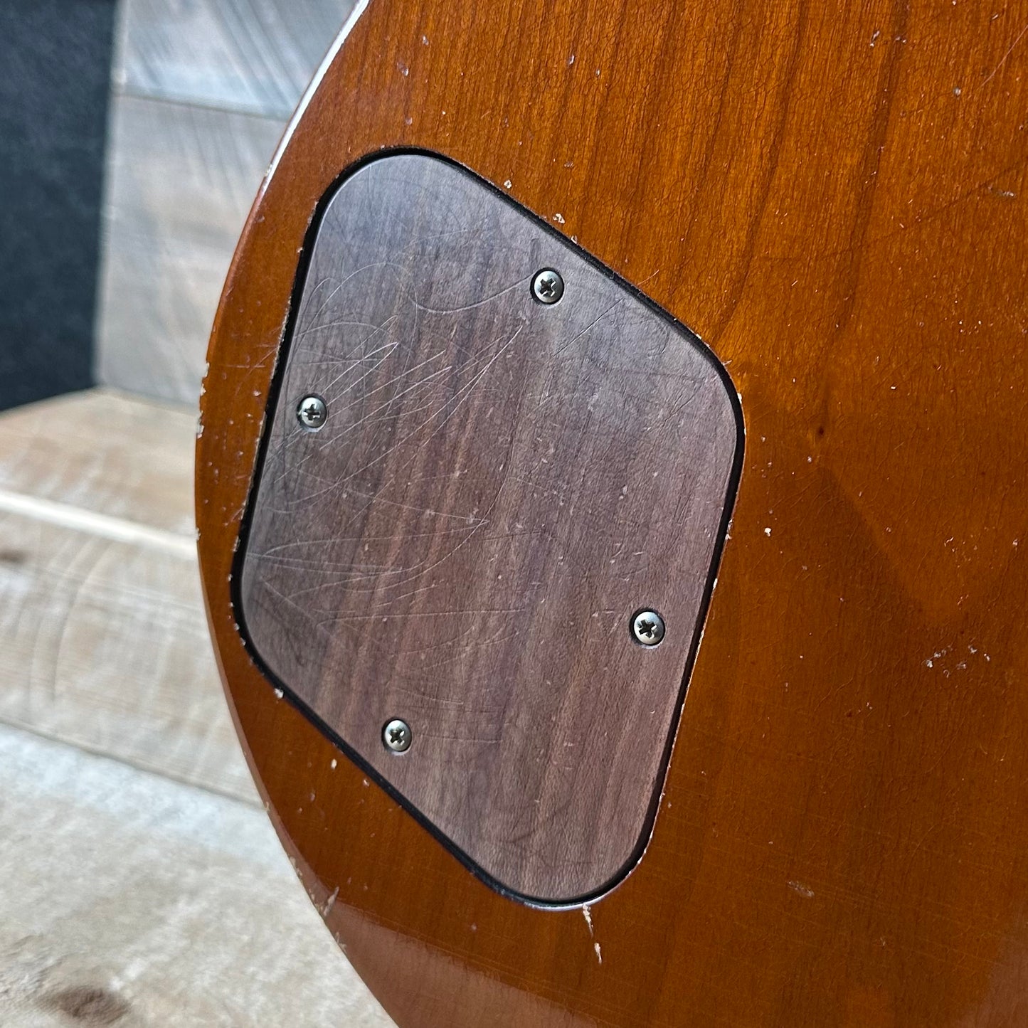 Tausch Guitars 'La Grange' Model - Lemon Burst 122501