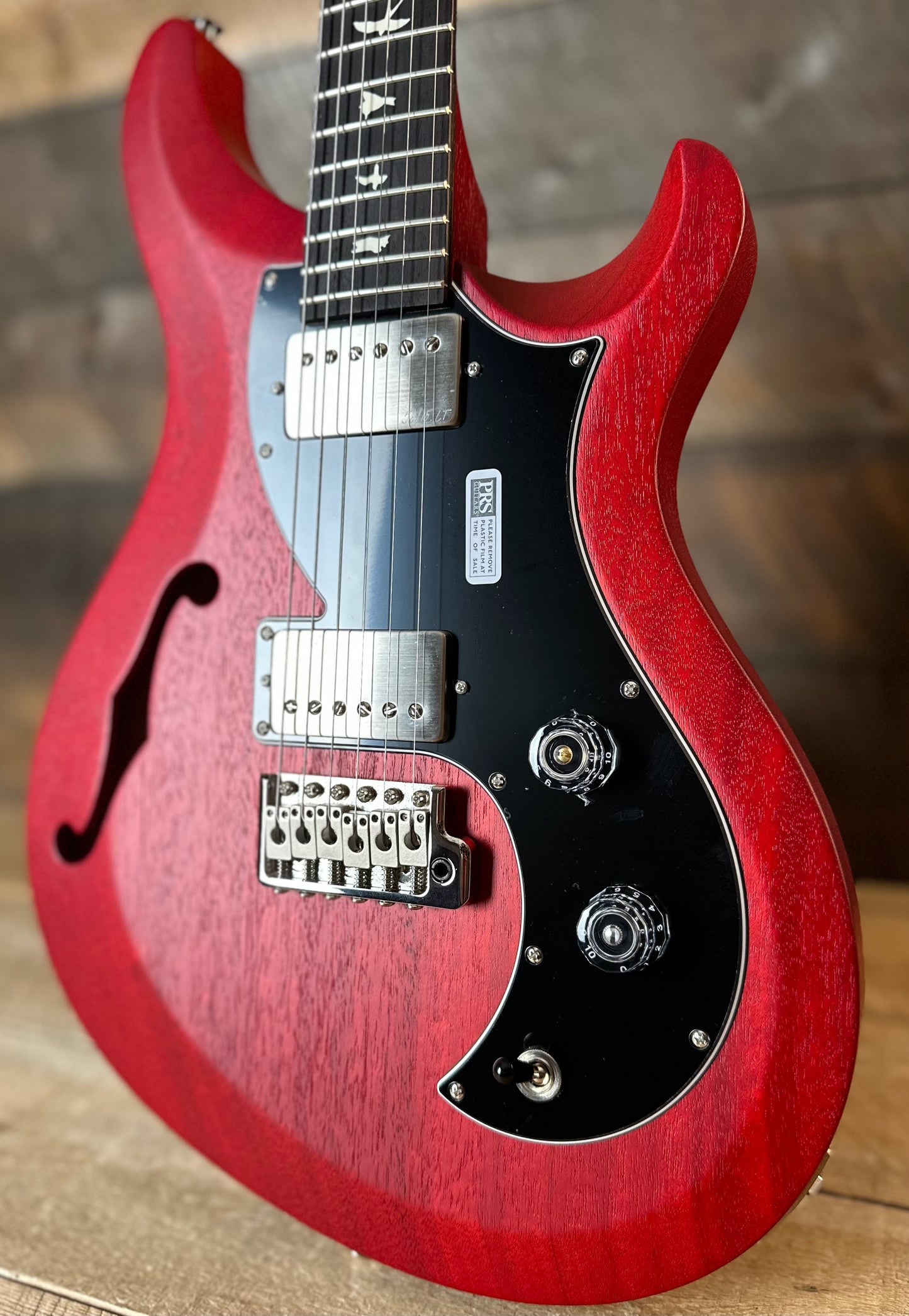 PRS S2 Vela Semi-Hollow HHT Quimper Edition – Vintage Cherry Satin Nitro USA Electric Guitar S2088983