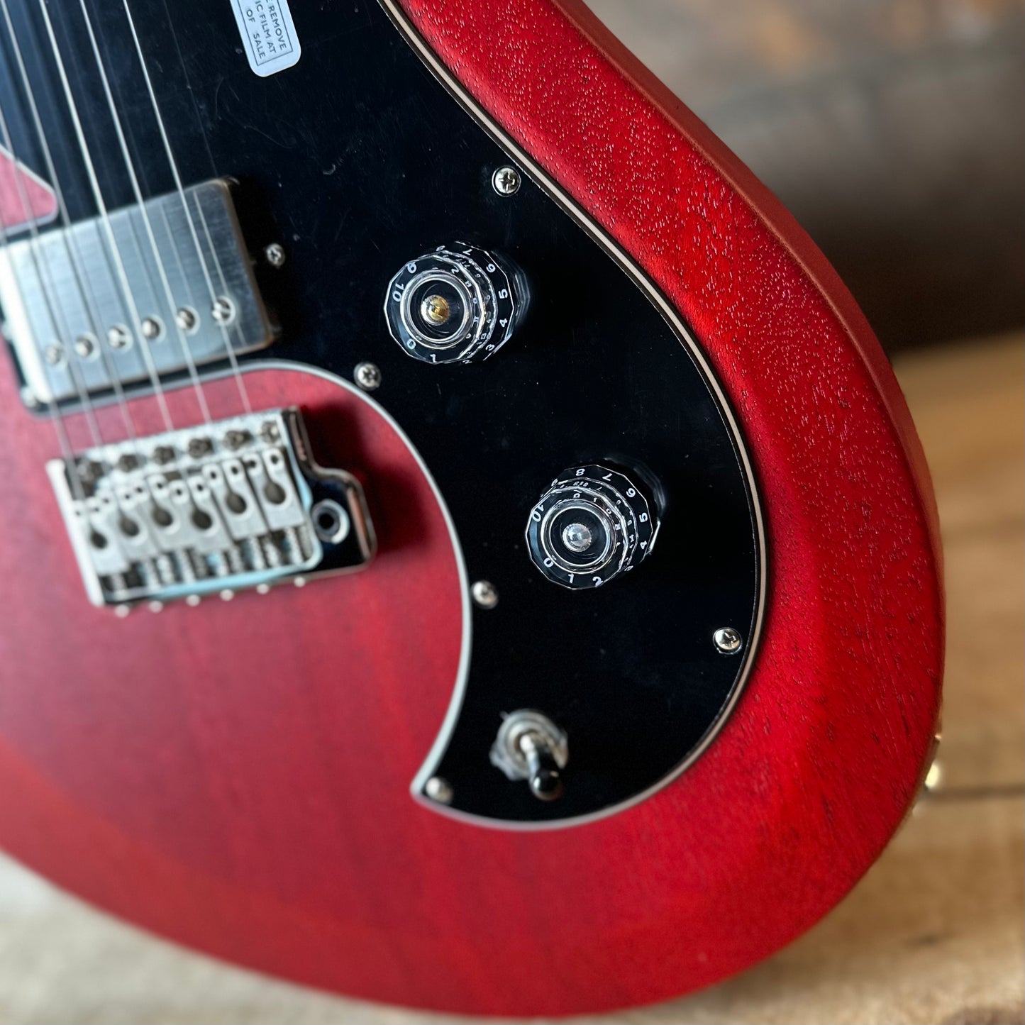 PRS S2 Vela Semi-Hollow HHT Quimper Edition – Vintage Cherry Satin Nitro USA Electric Guitar S2088985
