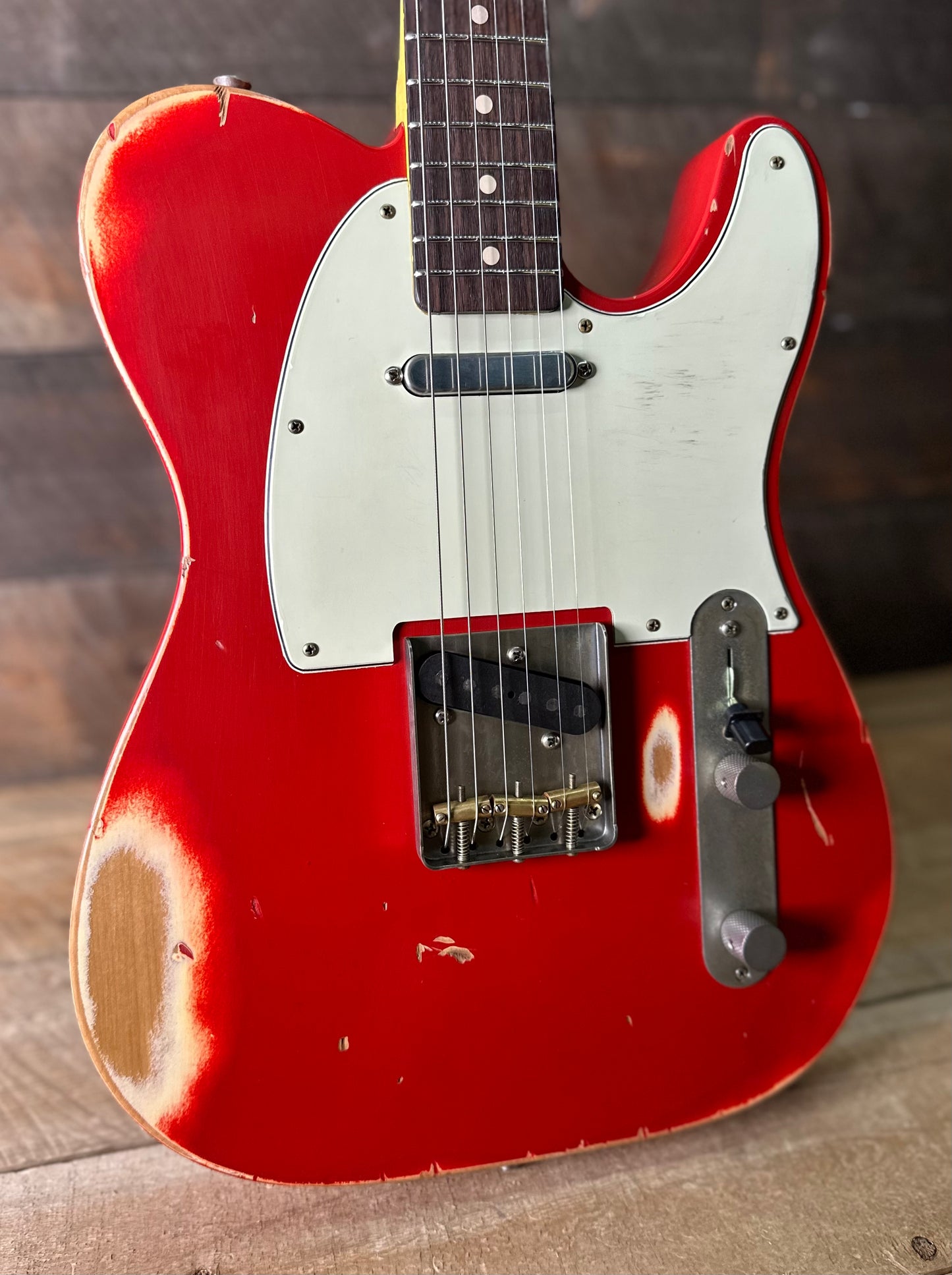 Nash T-63 Alder Body Heavy Aged - Dakota Red NG-6145