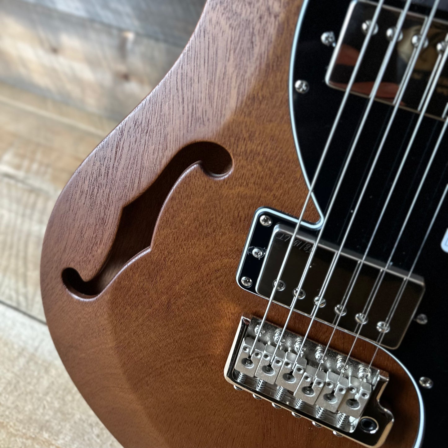PRS S2 Vela Semi-Hollow HHT Quimper Edition – Walnut Satin Nitro USA Electric Guitar S2088995