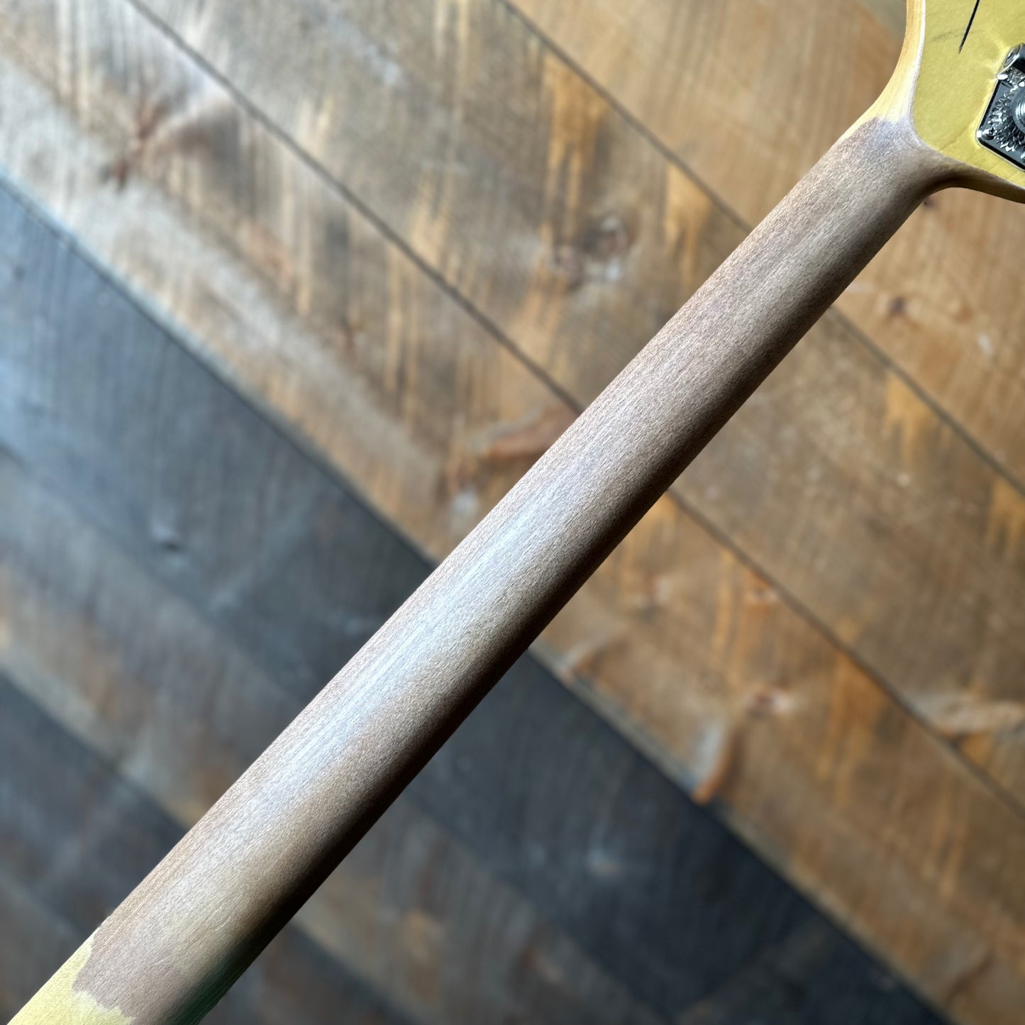 Nash PB-57 Bass- Tri-Color Sparkle NG-6303