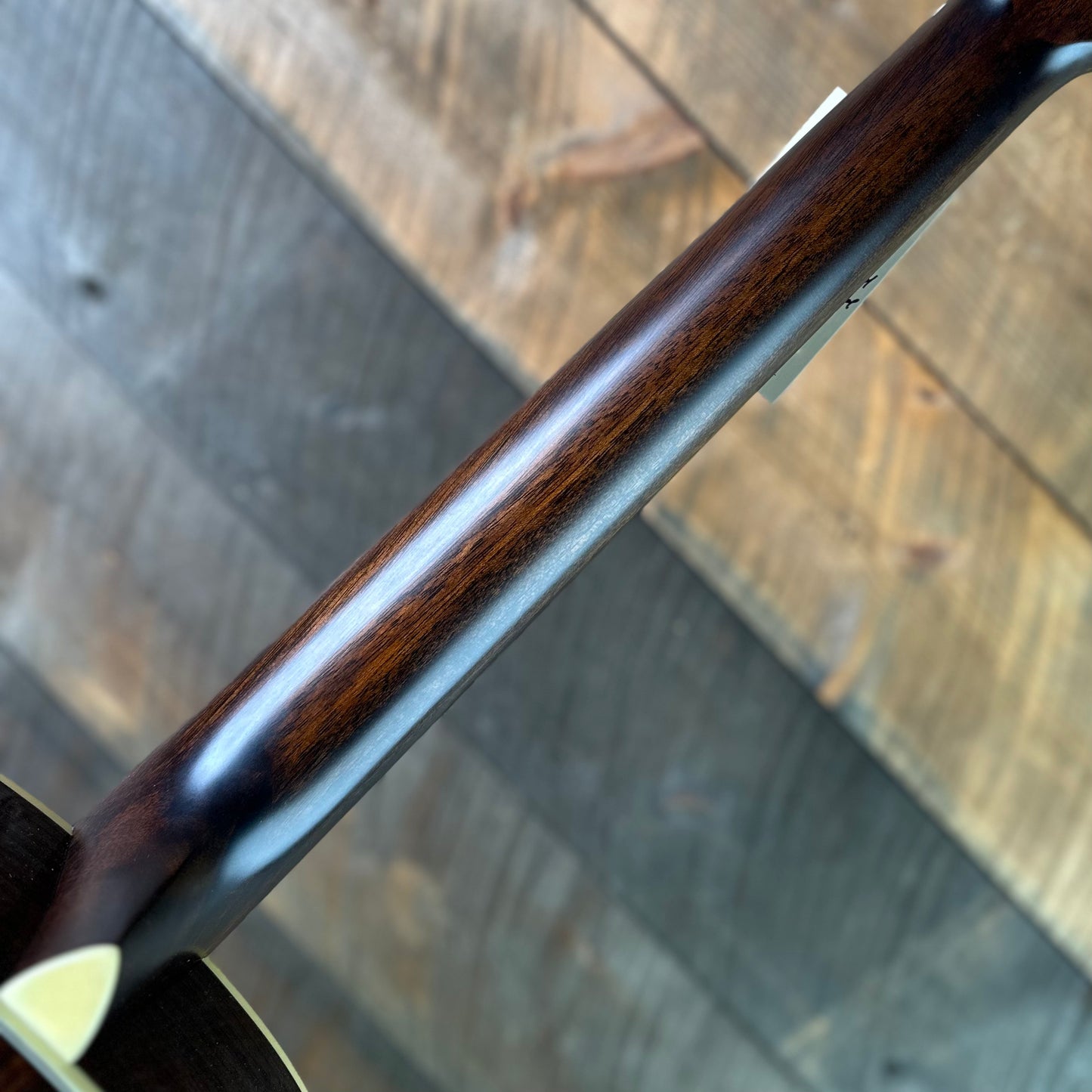 Eastman E20OOSS TC Solid Rosewood Sides & Back Thermo Cured Top Sunburst