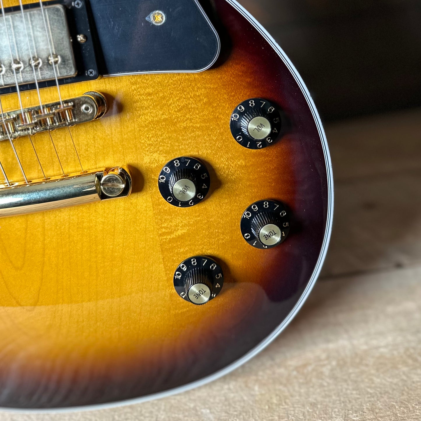 Gibson Les Paul Custom 70s - Tobacco Burst 216250114