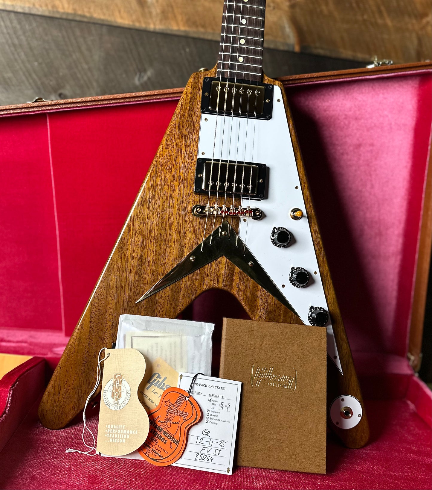 Gibson Custom 1958 Mahogany Flying V Reissue VOS *Only 6.35 Pounds!!* - Antique Natural 851264
